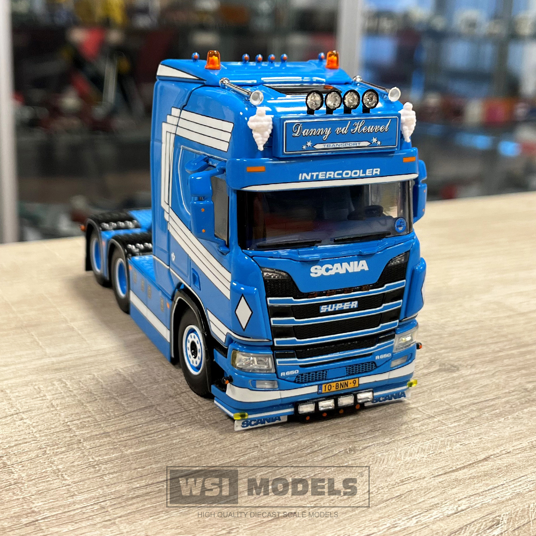 DANNY VAN DEN HEUVEL SCANIA R HIGHLINE CR20H 6X2 TAG AXLE Inconst