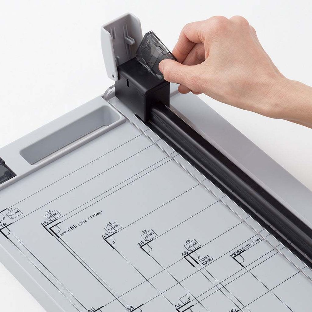 tw-11134207-81zth-mk0nb2ubcmio36