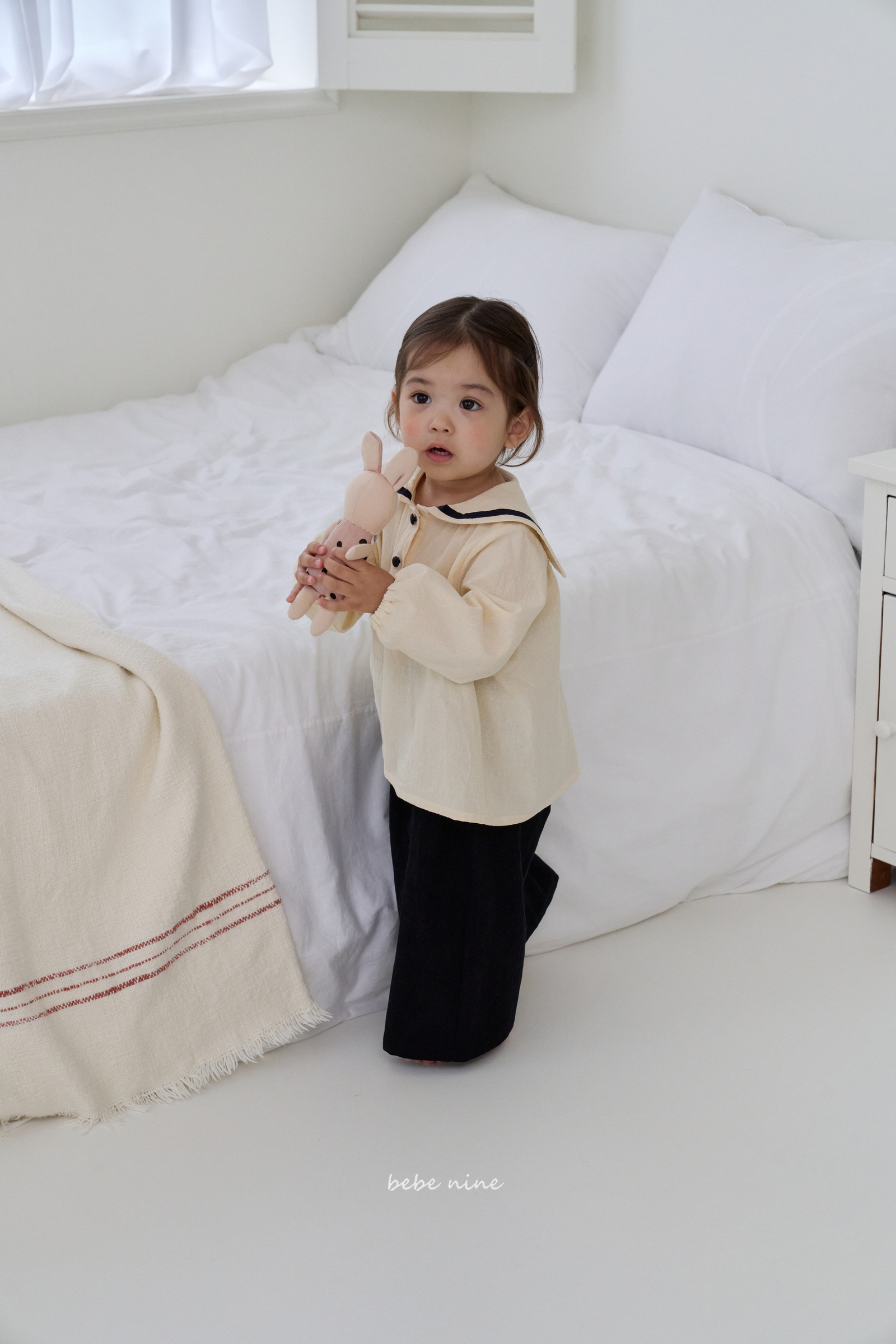 2_앙팡세라블라우스_모델사진10