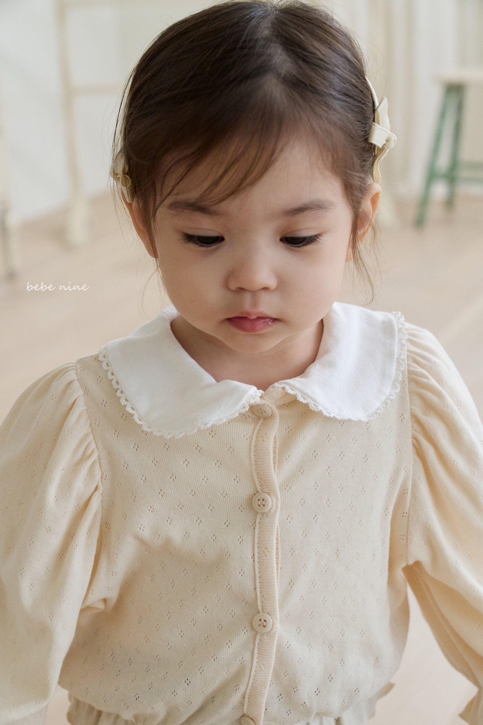 2_레이스둥근카라티_모델사진13