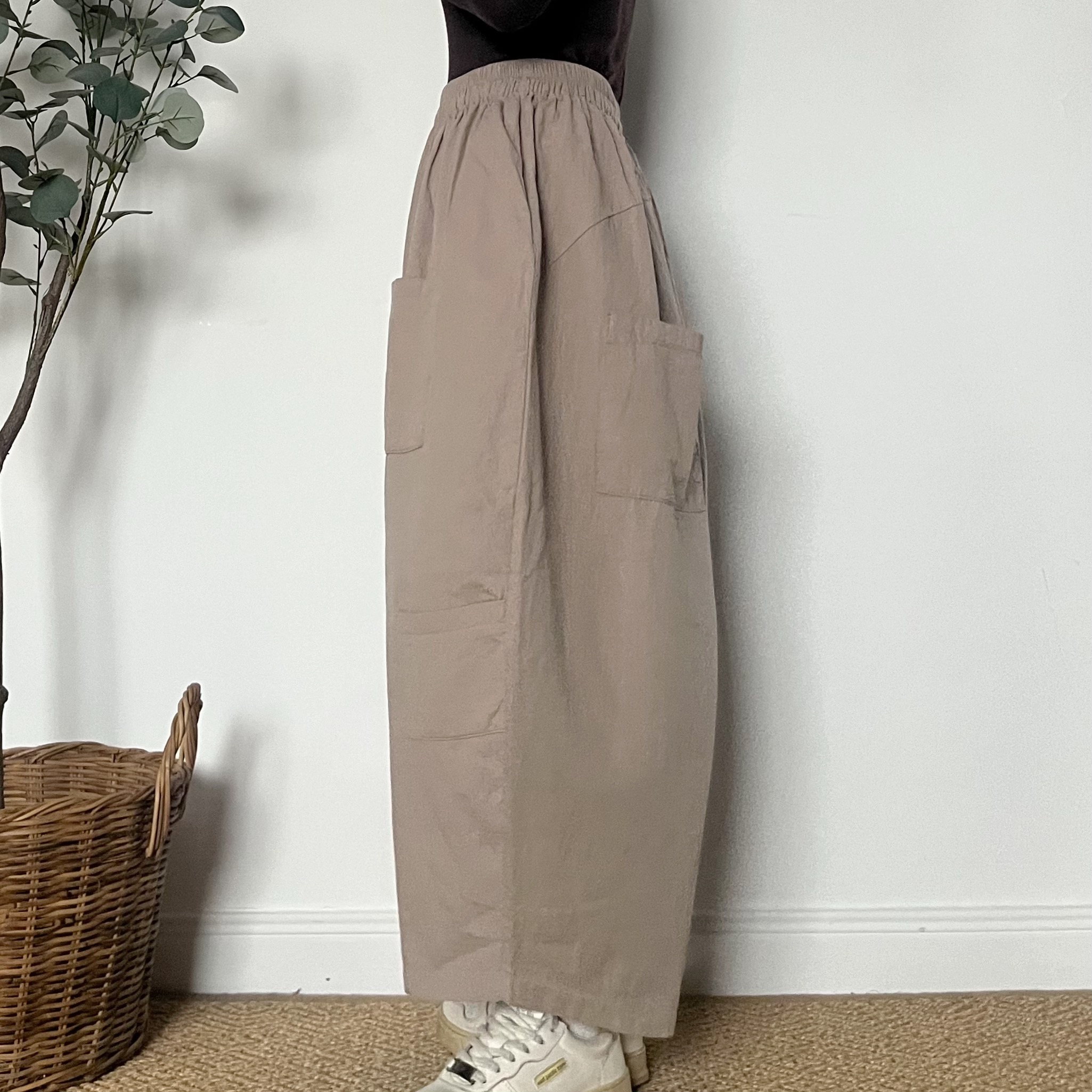 97863813-6070-46E2-A84C-0328931080BC