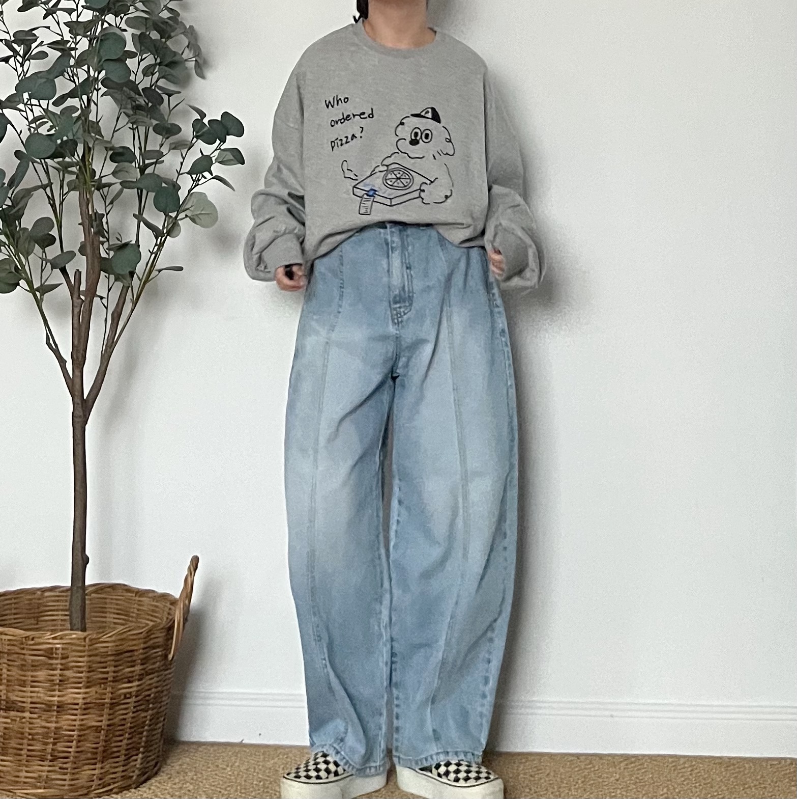 E0968F40-A2A5-4923-B73A-6AC578D8EDC7