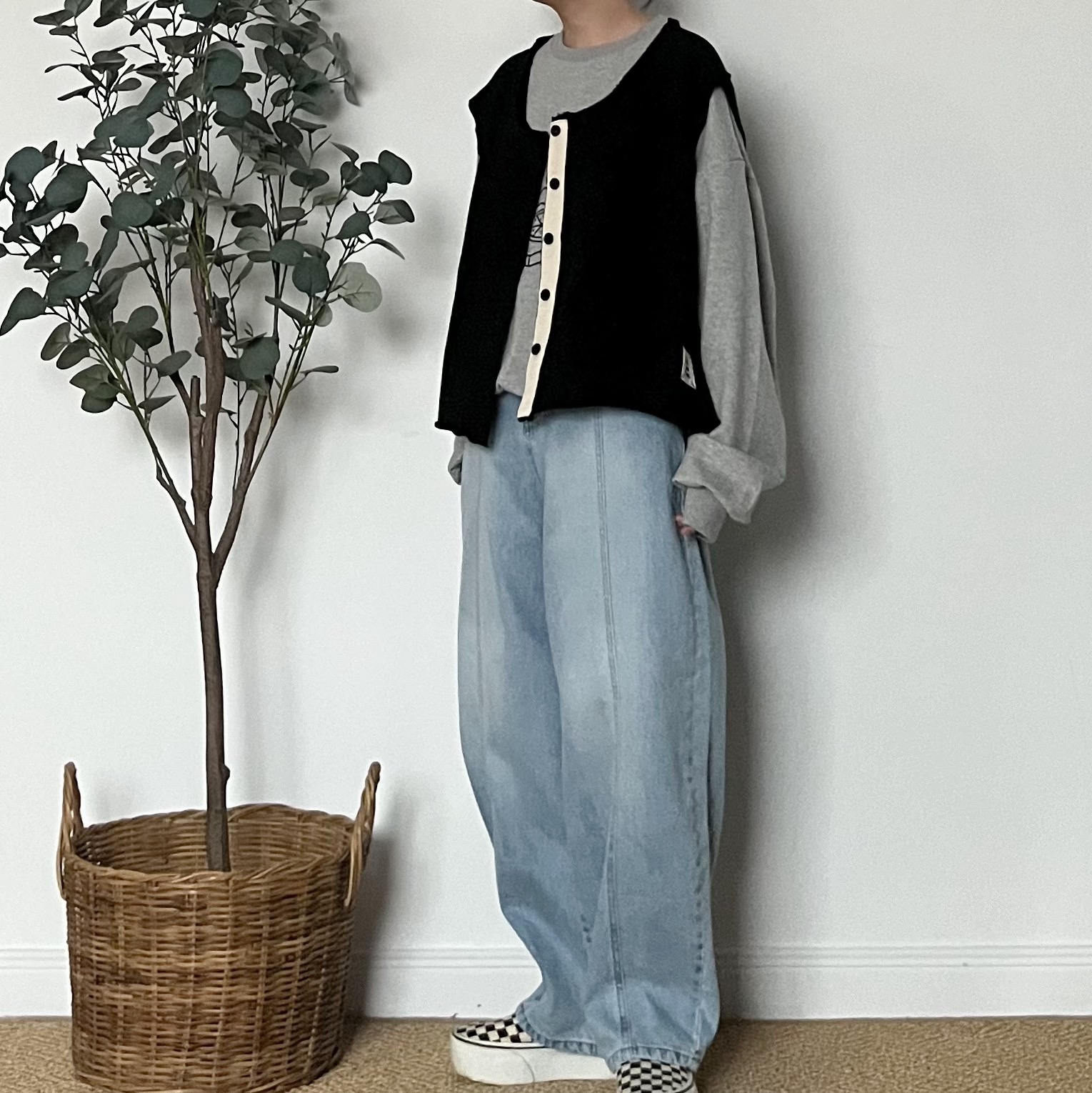 F6C8D655-5598-4FF4-BC6F-D0BBDD8685C0