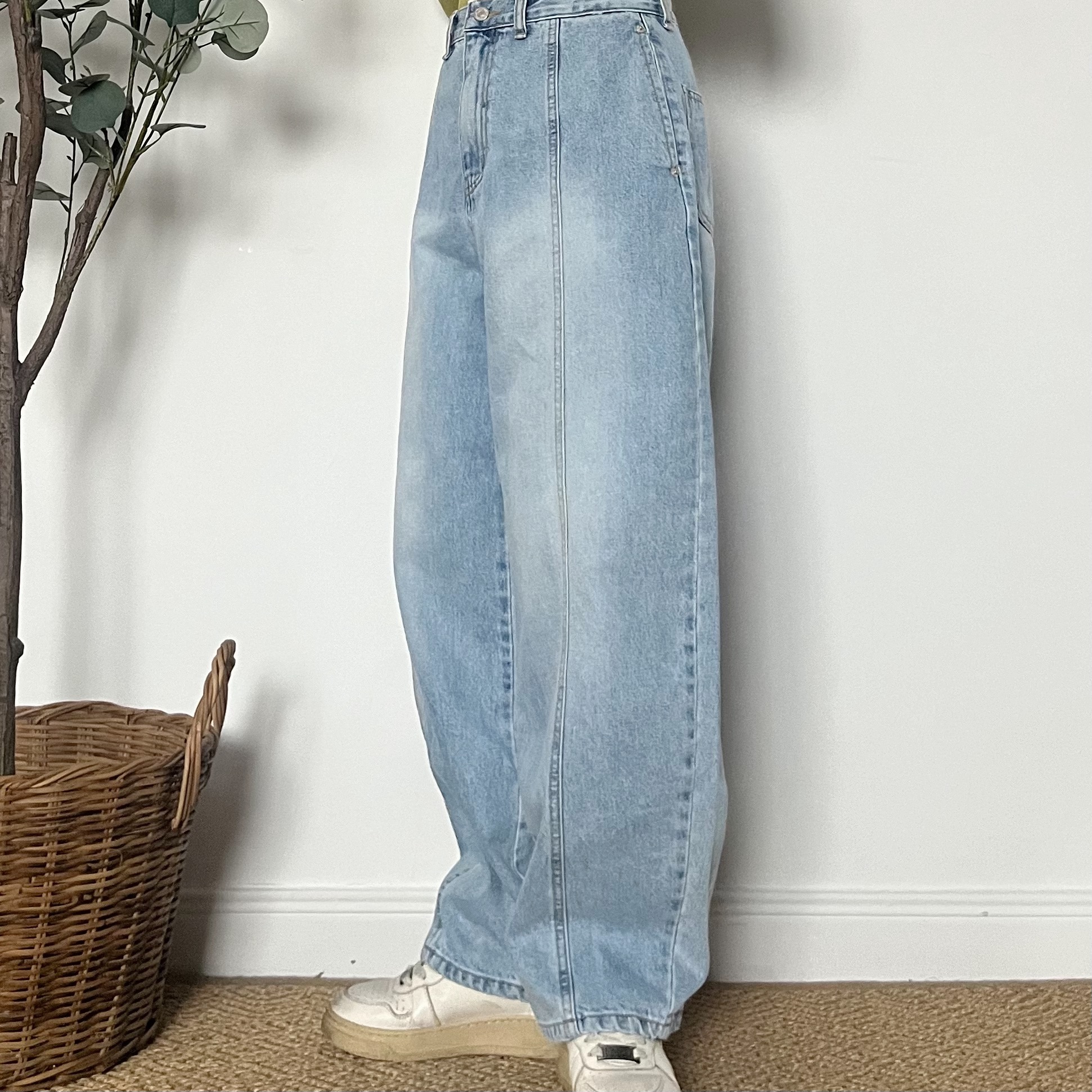 F76A67A7-0B3E-4925-BEF2-135E4C901DA7