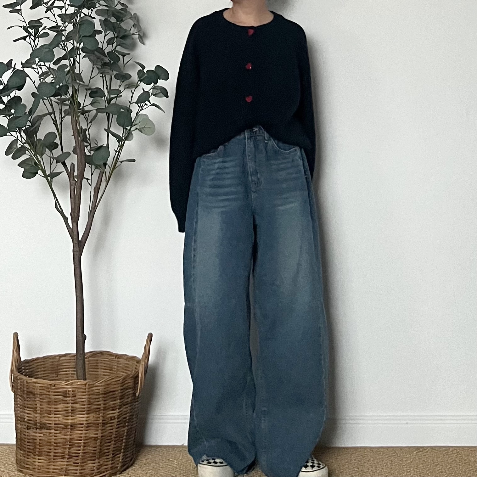 B6832879-940E-484B-99A1-7B3EA8A08D9A