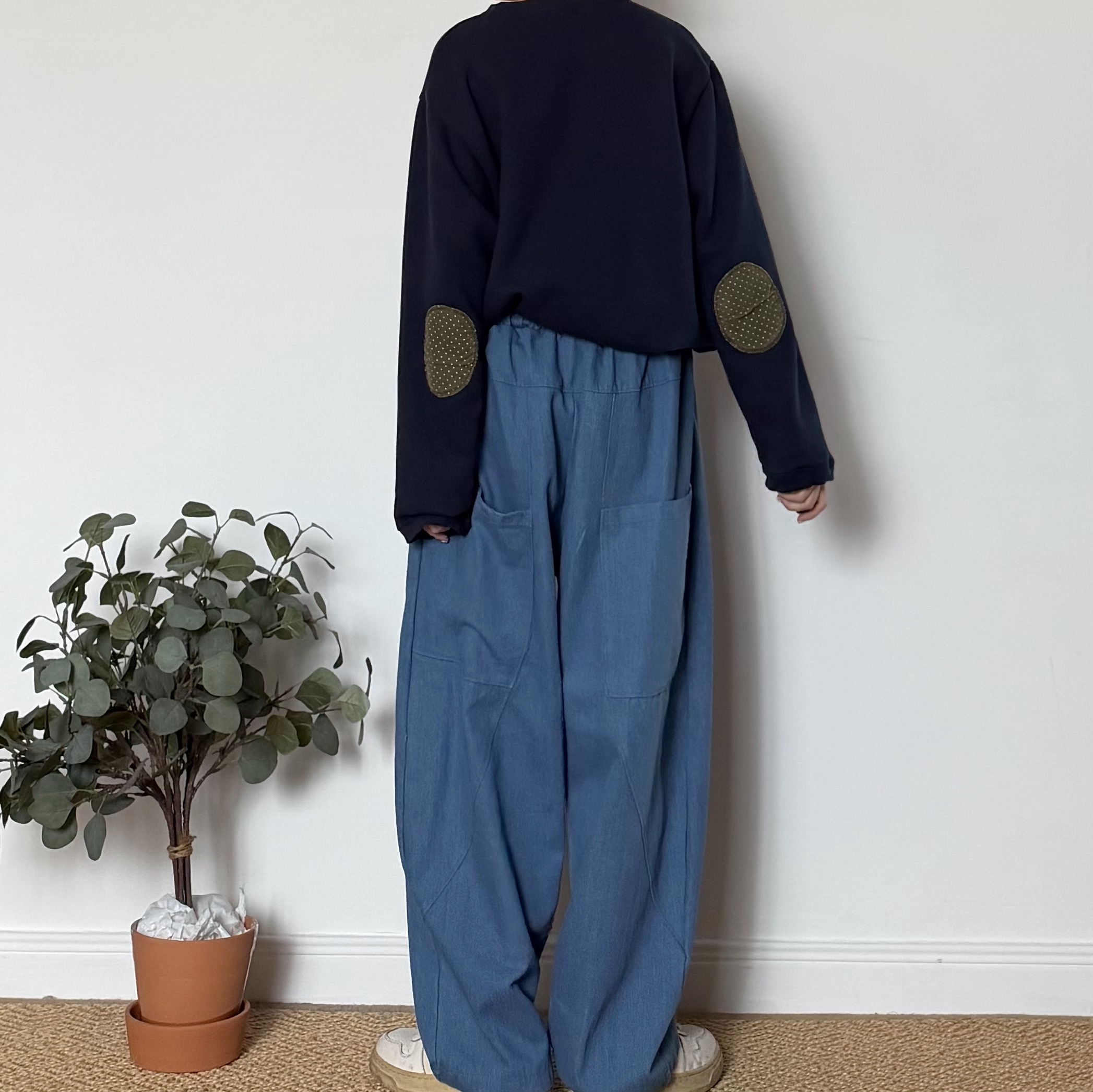 DD3872C6-8A75-4FEC-8BB9-F4BD69AFD72D