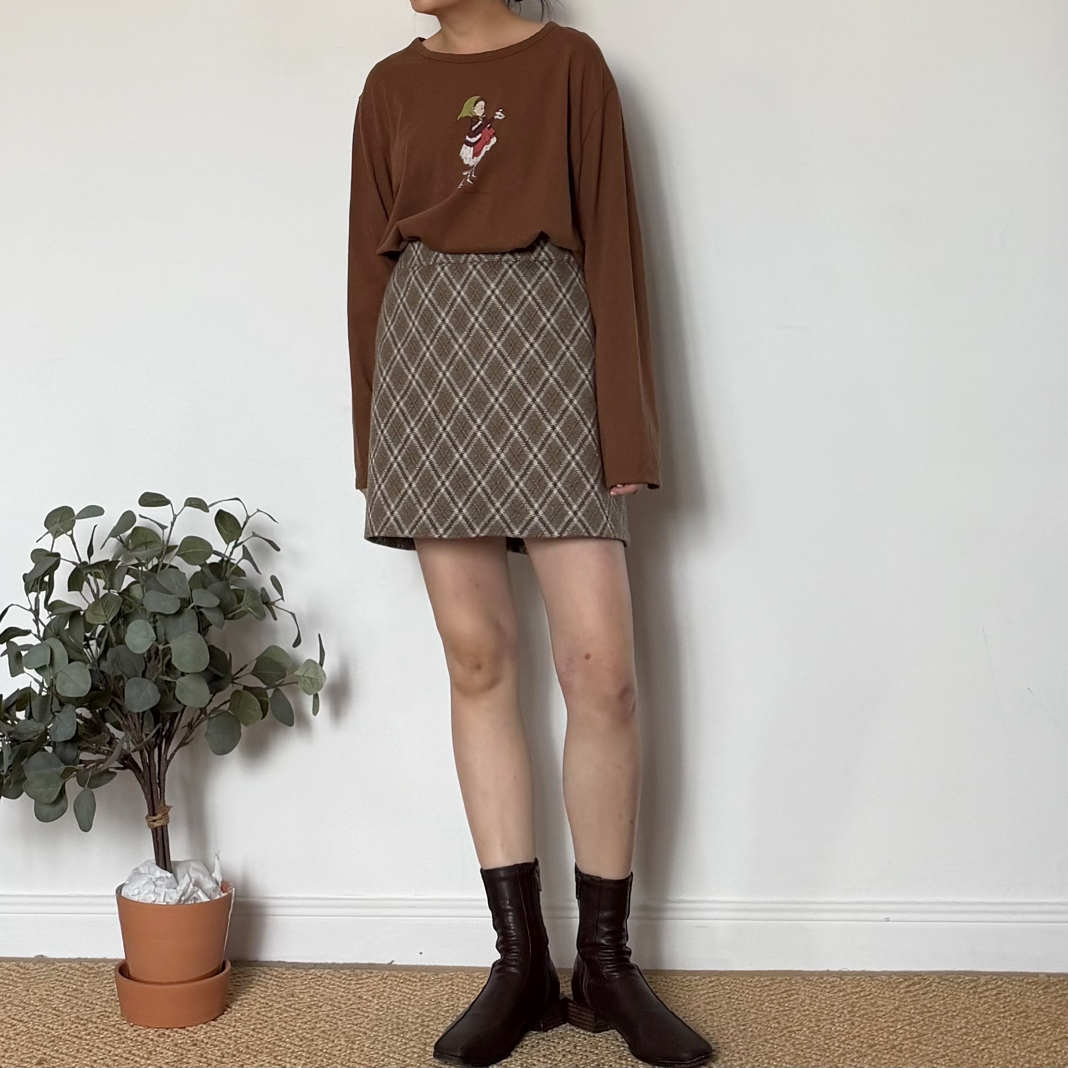 D6988859-6162-45FF-9EE5-66A1A151B071