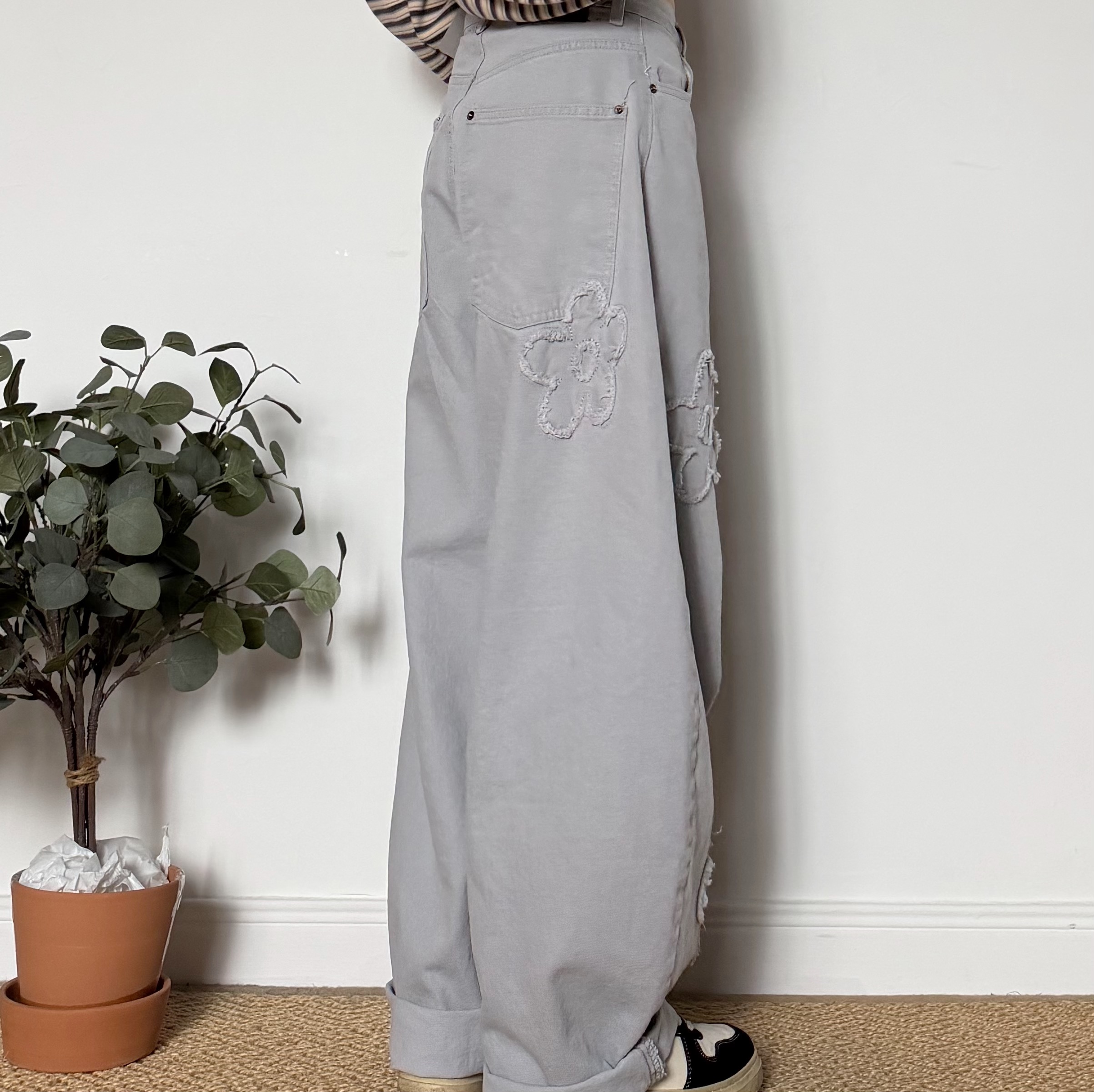 4D85C60F-D8D3-4E83-B1E6-BF559B0F264B