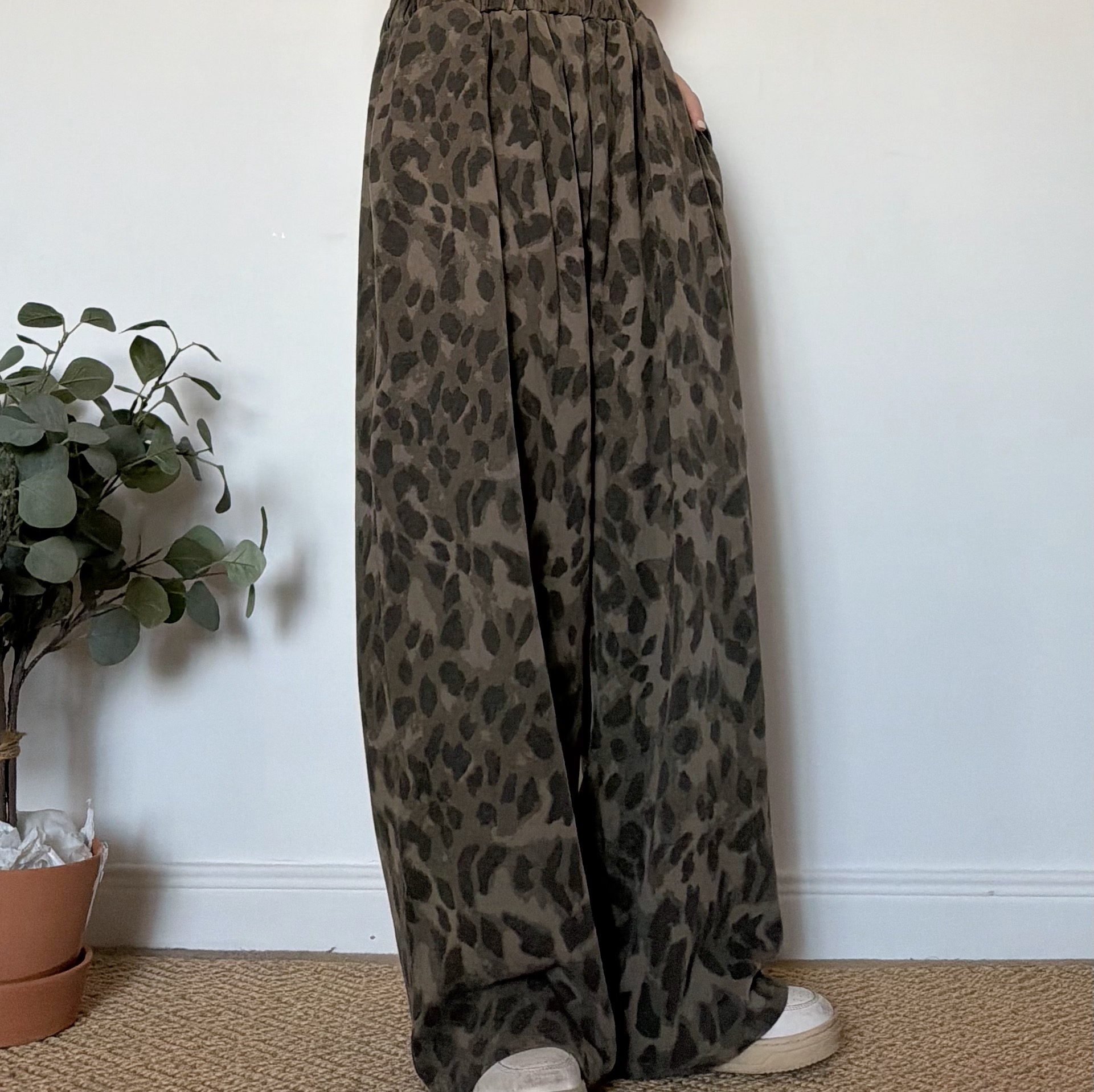 9BDE0F86-2942-4636-B41A-0B772F5F06AB