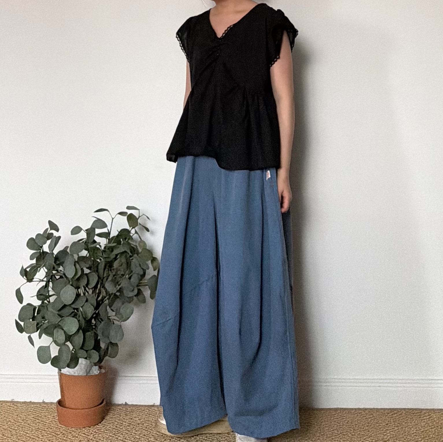 A0BC6B2C-2188-4310-8A33-8B8D3F69D9E3