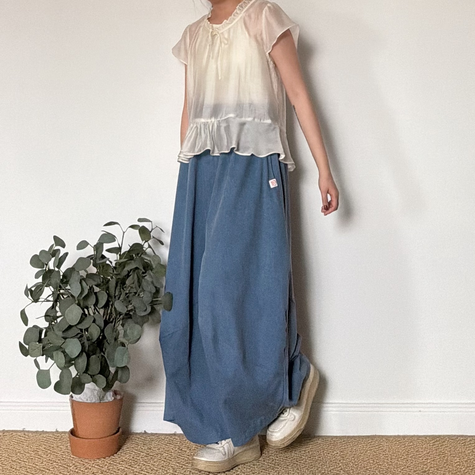 F5571D02-5267-4D8A-9904-CAF4F49373D3