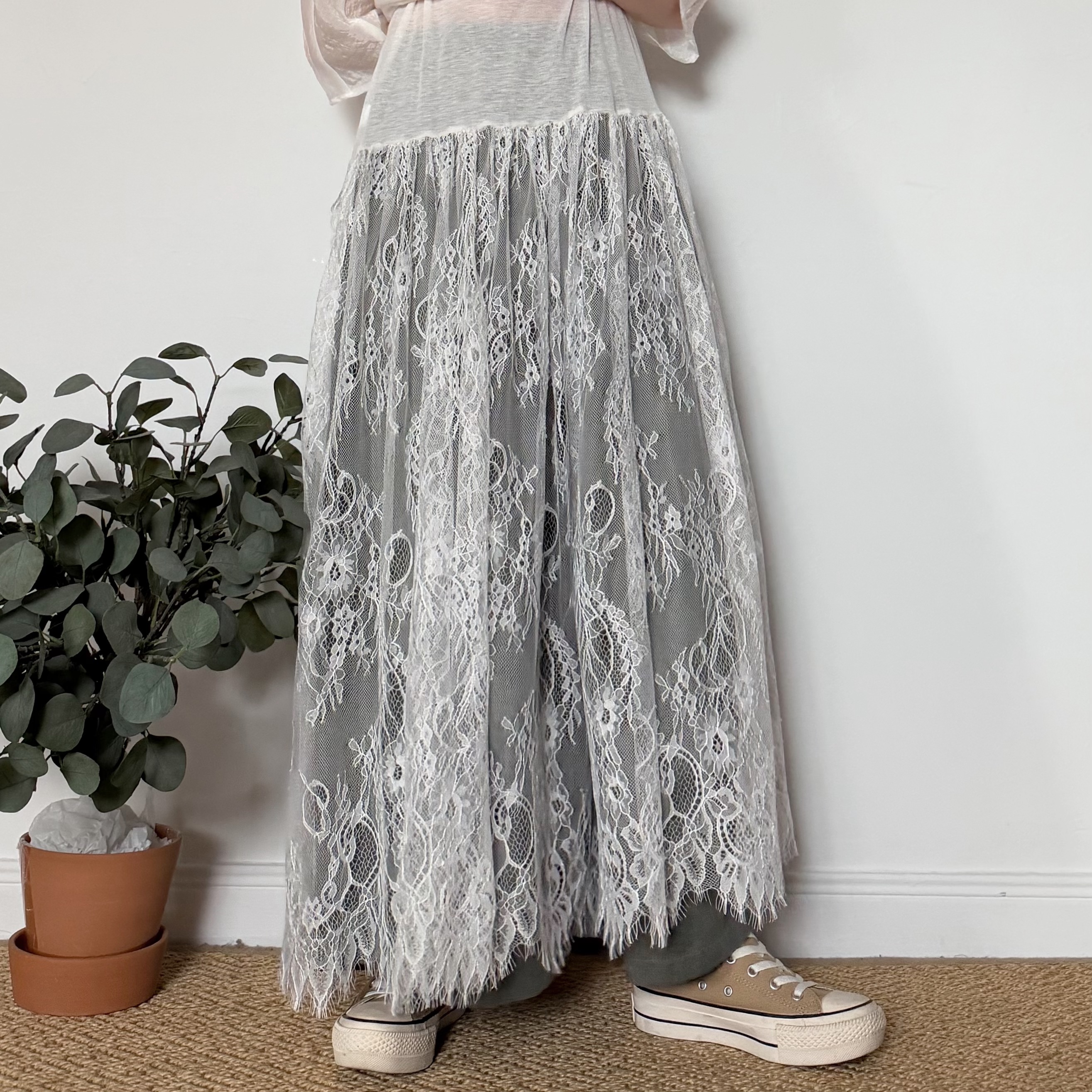 9B631164-1441-43F2-98B2-62B6FED9E46C