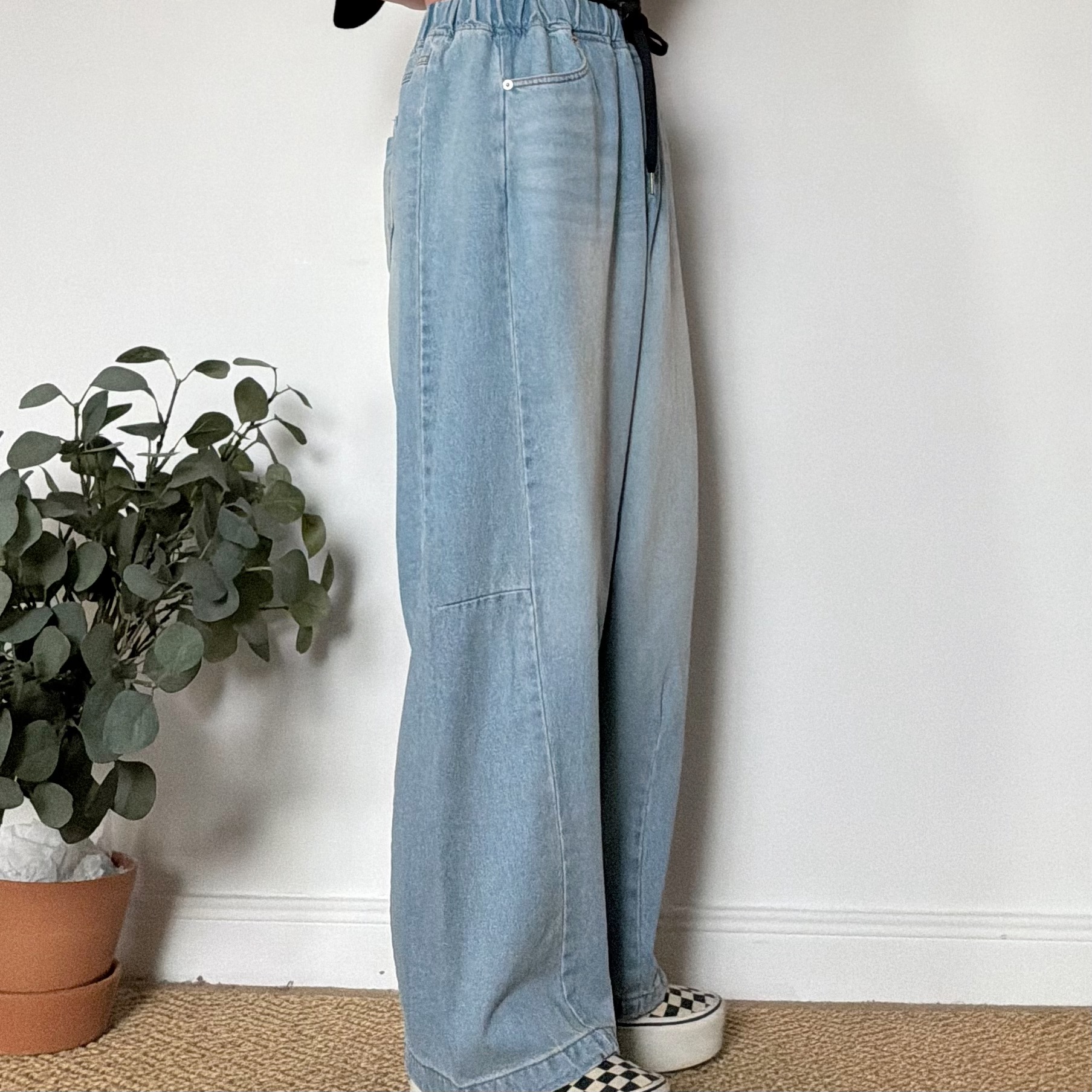 B0F5F4CC-AC43-4AE0-BD50-5677F518D62D