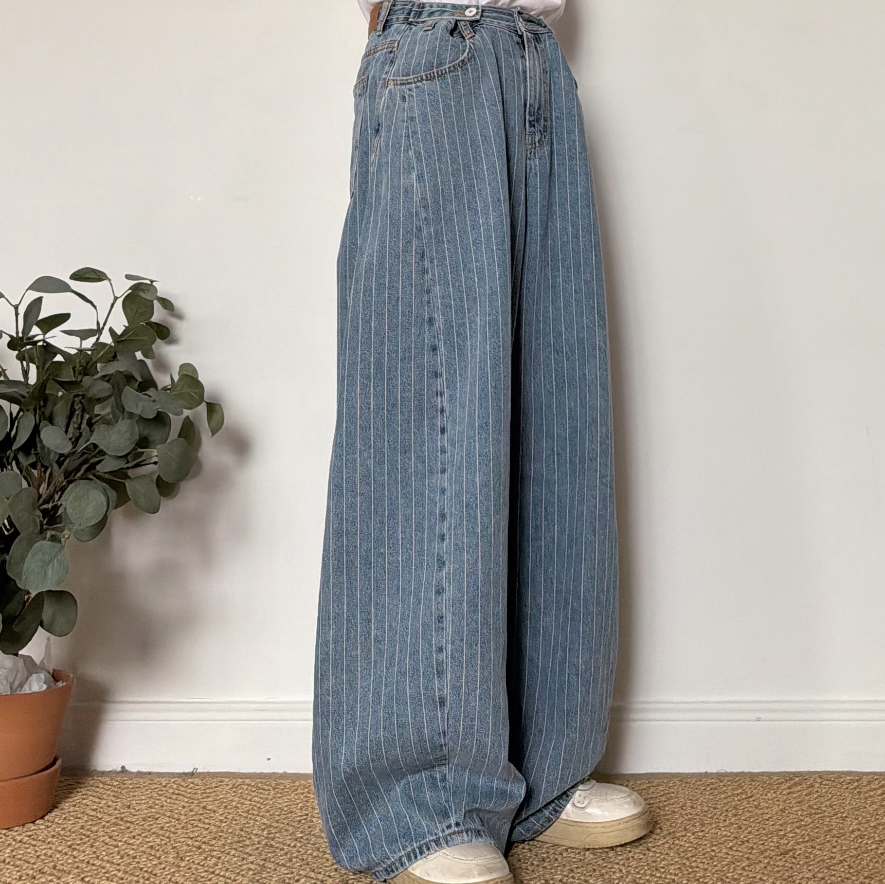 C7A5D231-72C7-48F4-9C74-792990C40A21