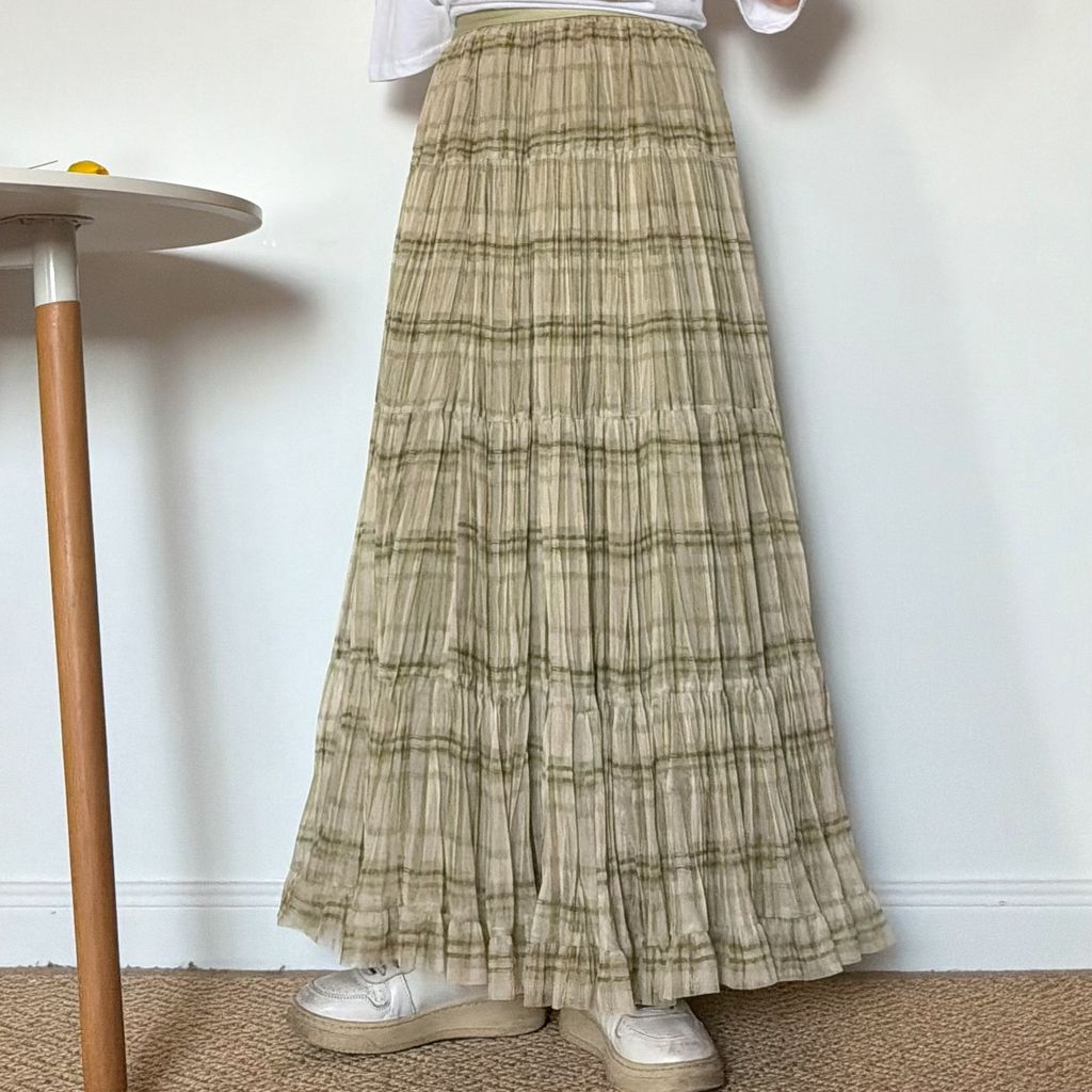 E598FEE9-0A8D-4155-BE49-A67323BD86B9