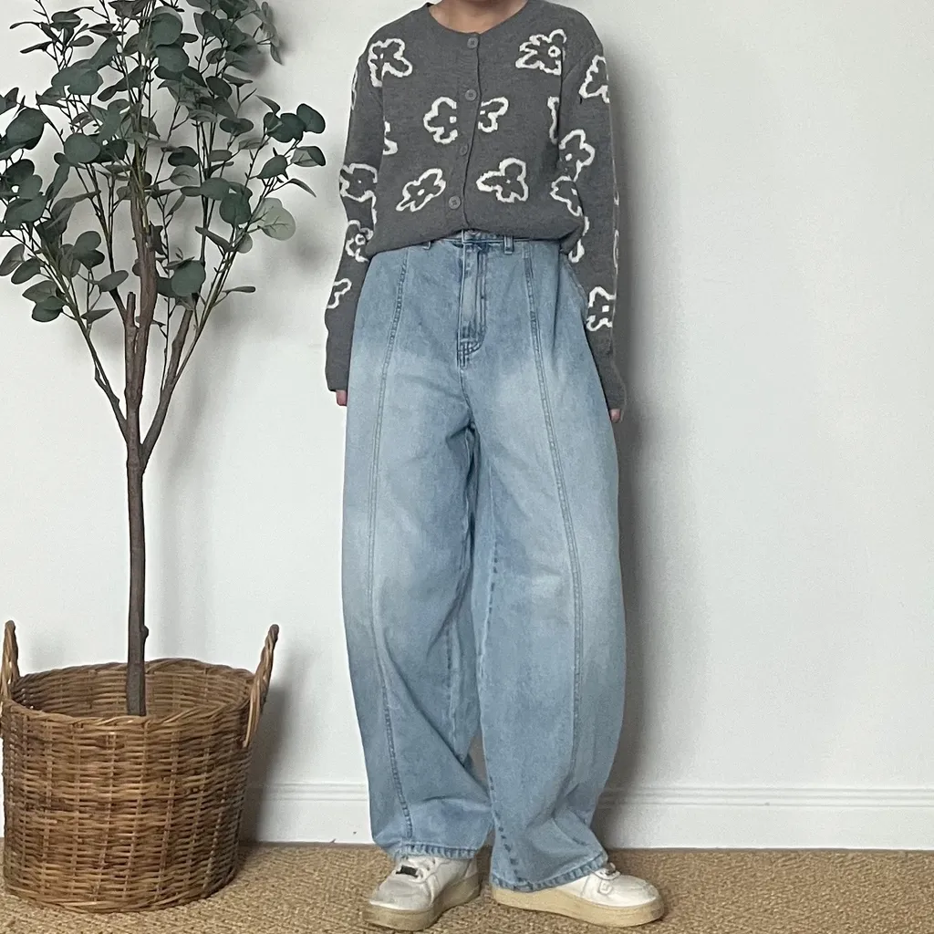 B6B4D587-3CA0-4AC5-92D2-7284885DD028