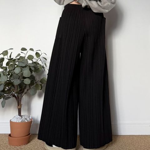 1EB4A588-A0CC-4DC1-90B2-480B121BE873