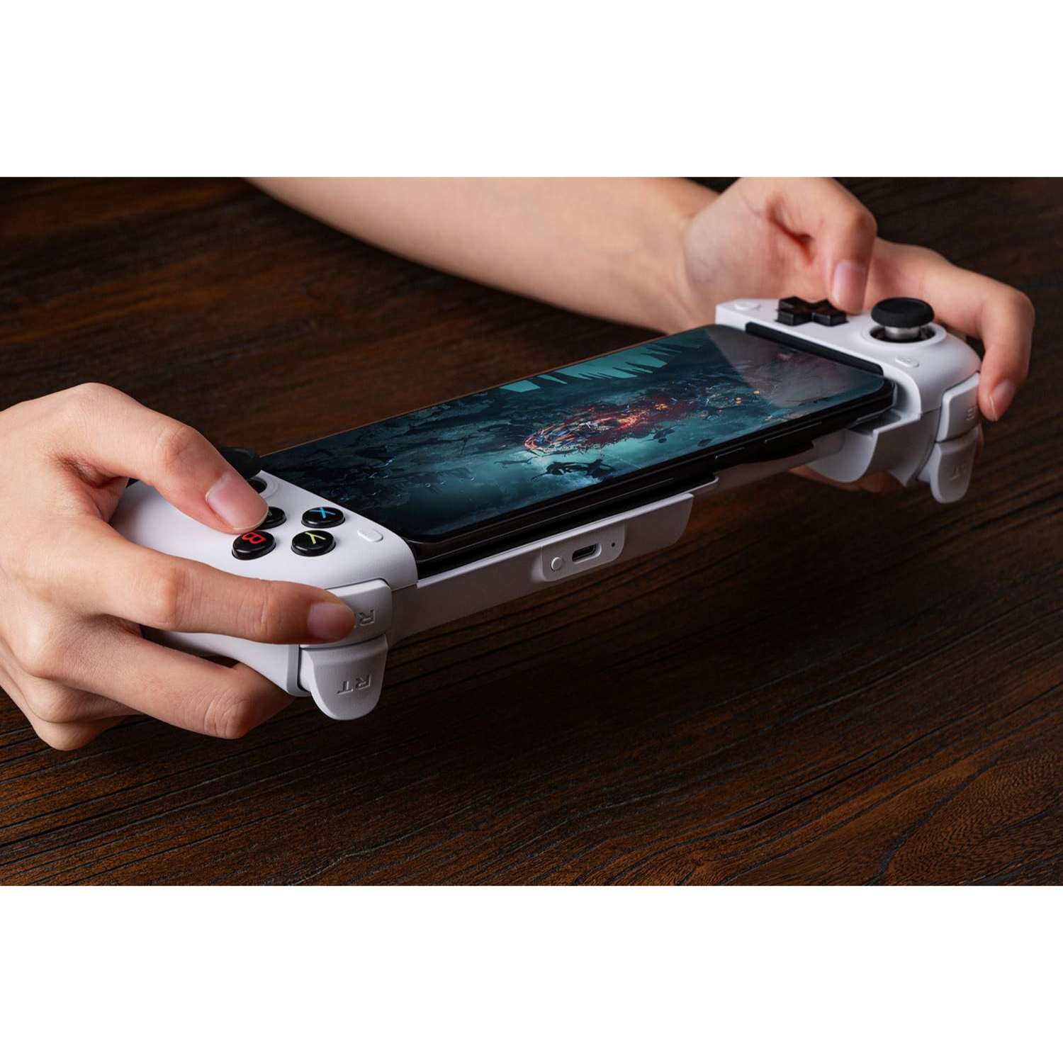 8Bitdo Ultimate Mobile Gaming Controller for Xbox (Controller) (9)