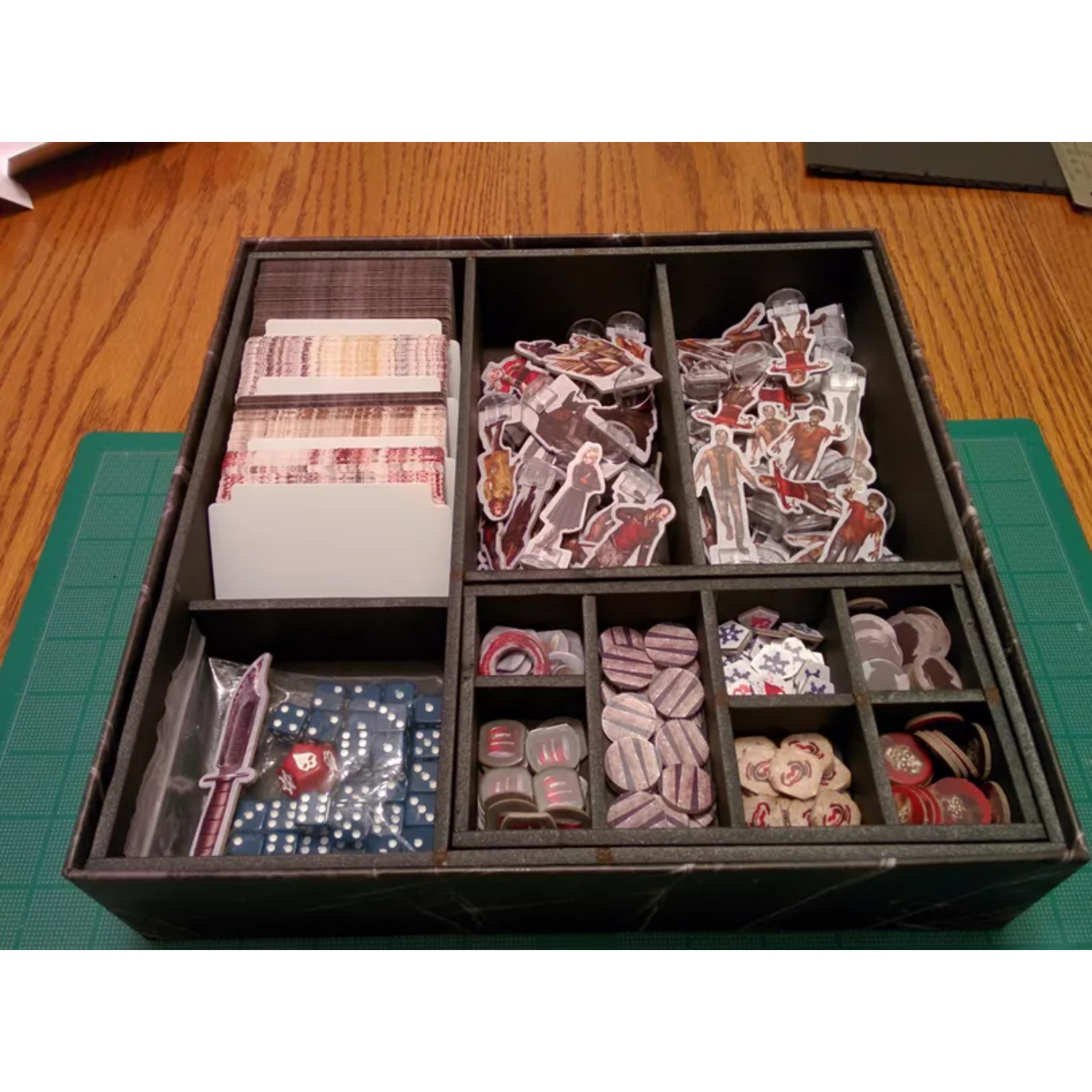 Archwizard Boardgame Rental Dead Winter (5)