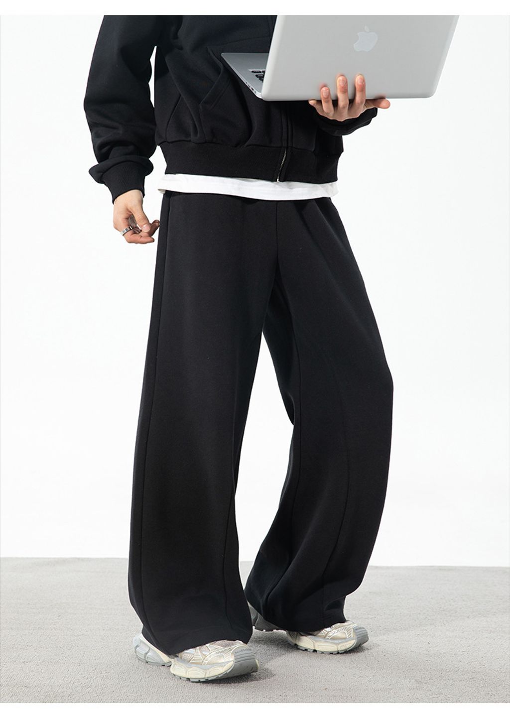 566204980_24976841311935691_9104752929474636514_n