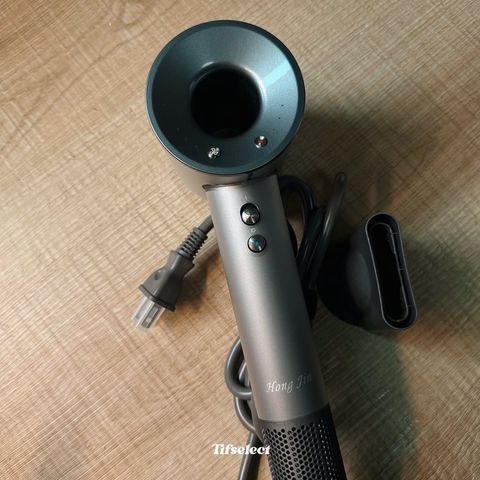 592302758_25389304087356076_7066224412591148384_n