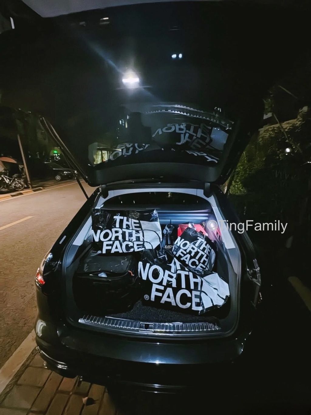 633433832_26006130002340145_6921890306126163129_n