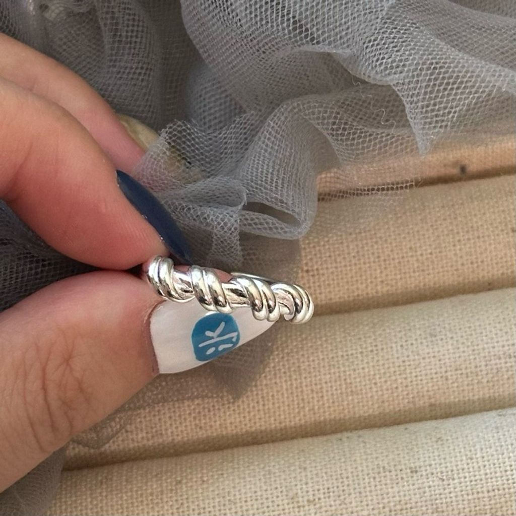 tw-11134207-7ra0k-mb3ko58j3opia6