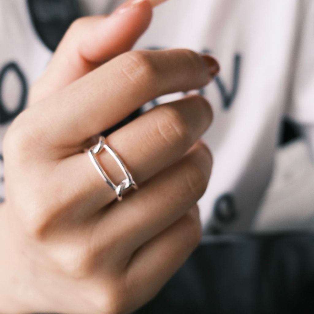 tw-11134207-81ztl-mecwih3kkzd357