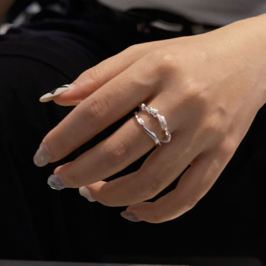 tw-11134207-820l7-mkrq9g87r1mq7b