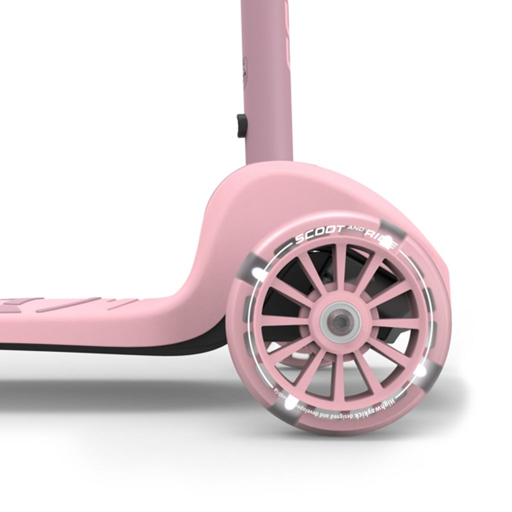 HWK3S-ROSE-CLOSEUP-WHEELS-002-101.22