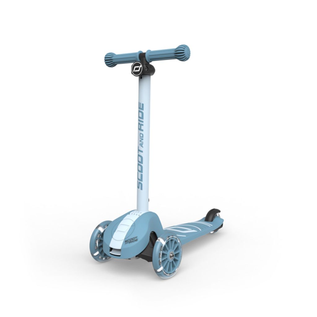 HWK3S-STEEL-FRONT RIGHT DIAGONAL VIEW-002-102.8