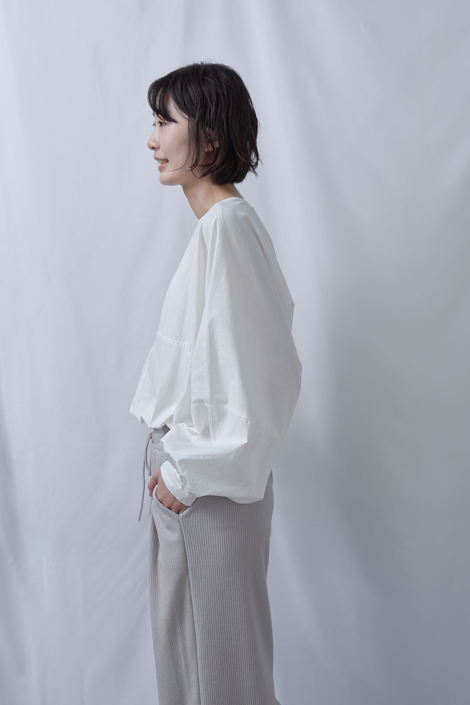 YU聿 | 