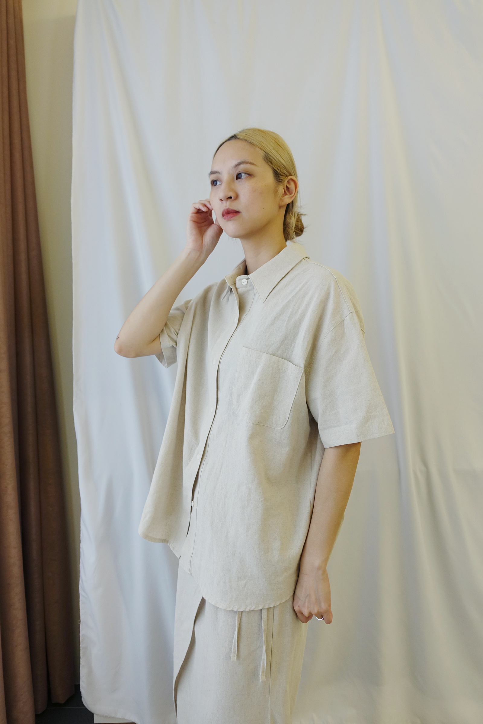 plain-cotton-linen-dropped-shoulder-short-sleeved-shirt
