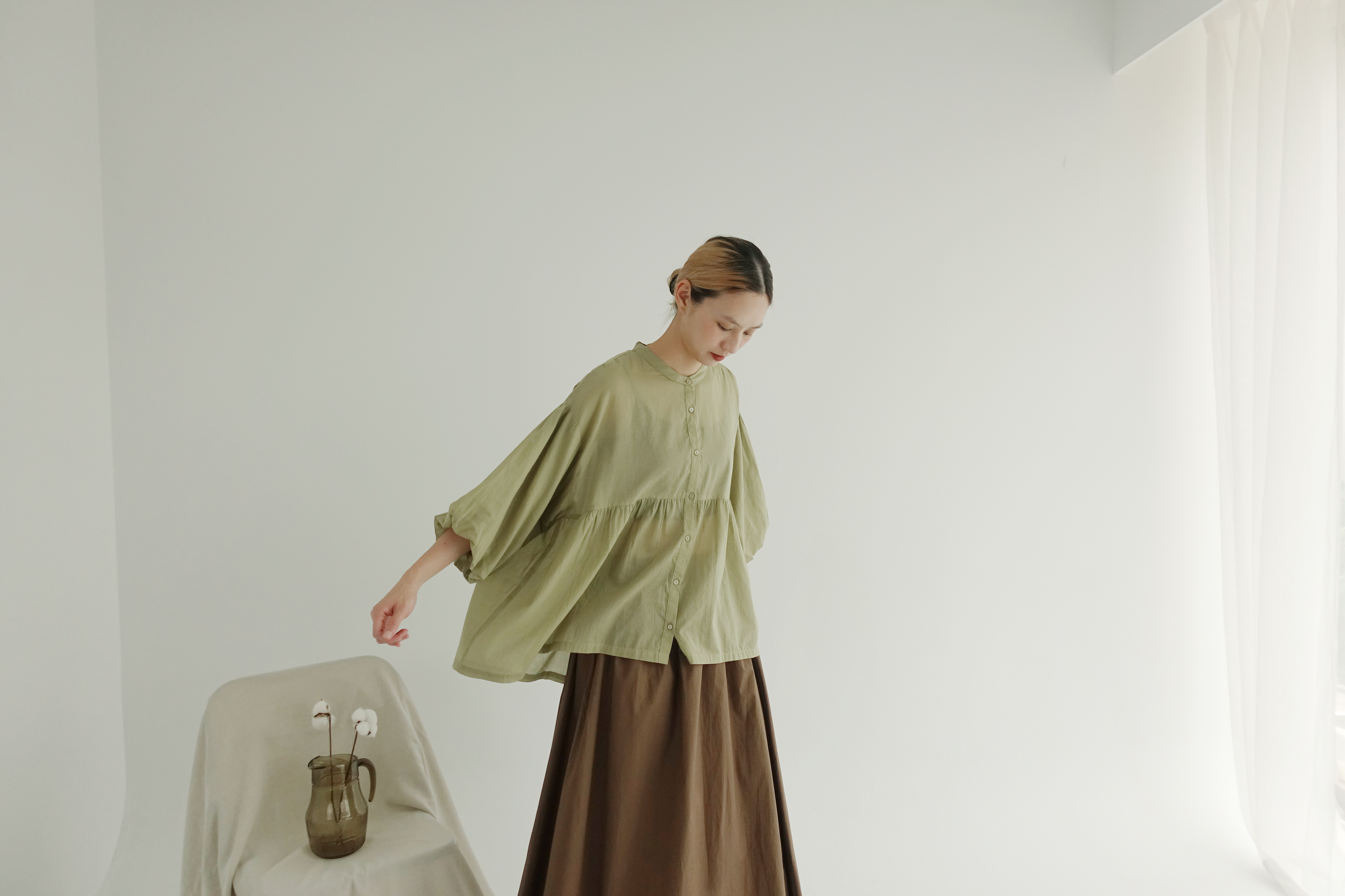 airy-puff-sleeve-blouse-green