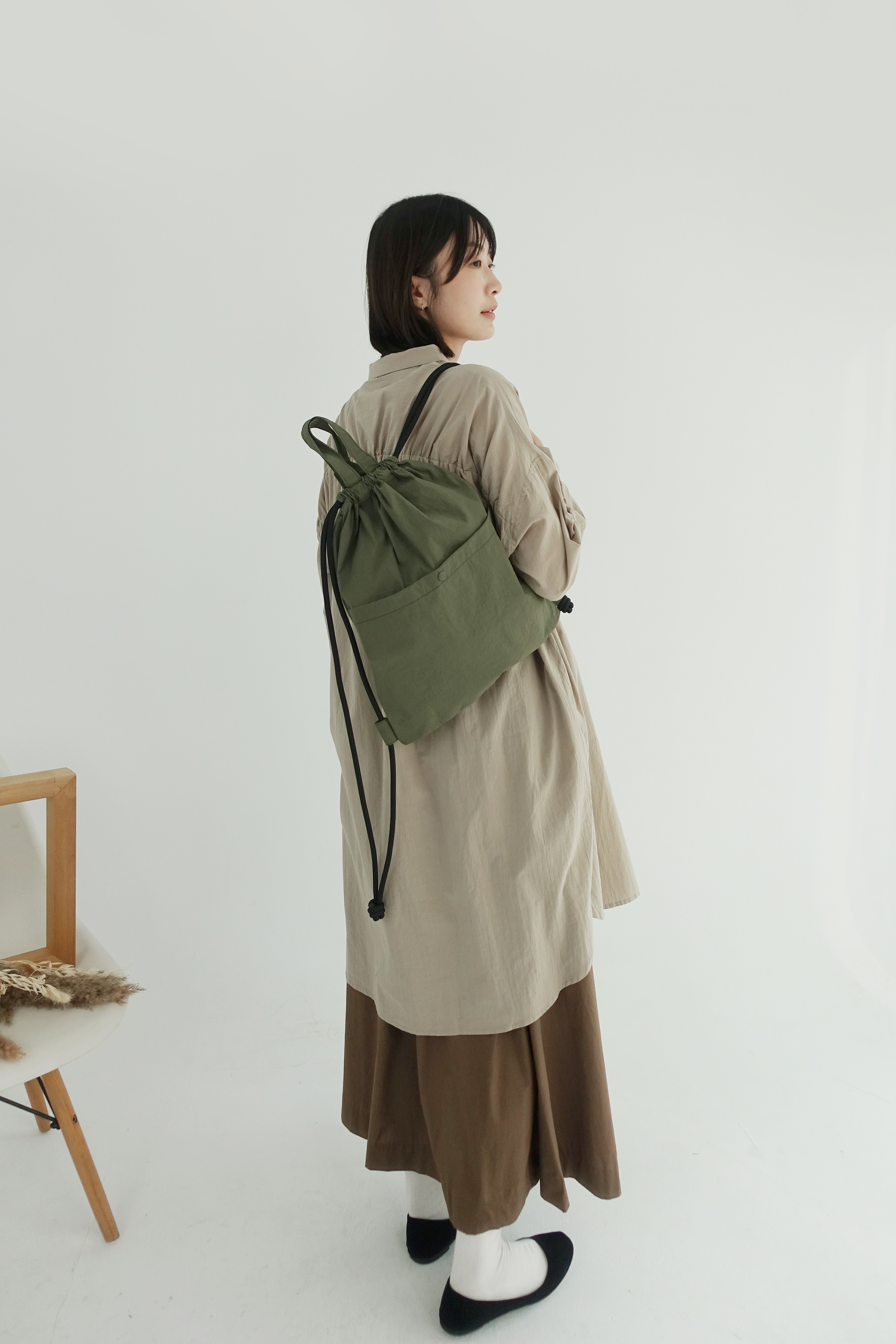 airy-puff-sleeve-blouse-green