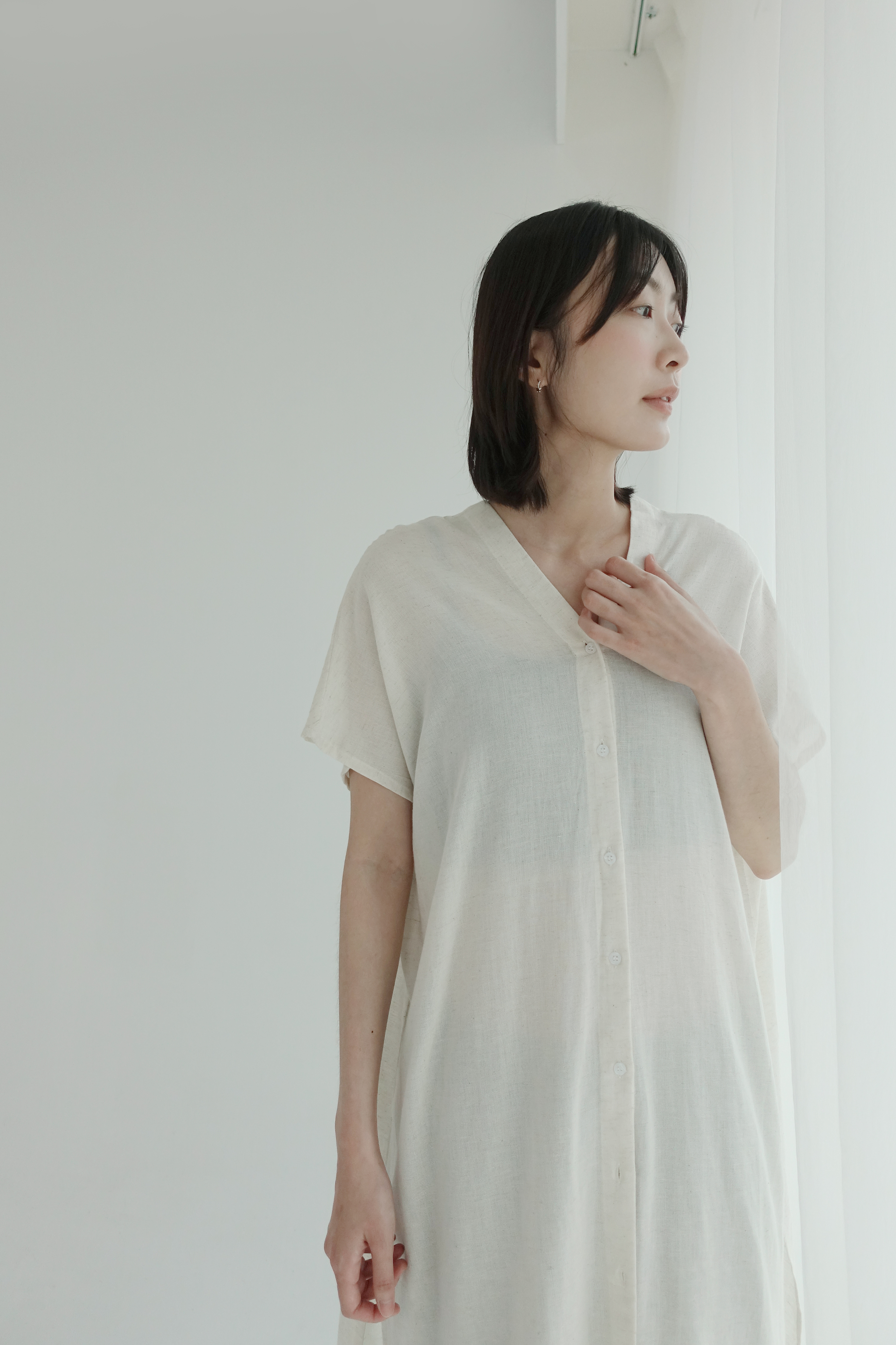 long-v-neck-cap-sleeve-top-i-b