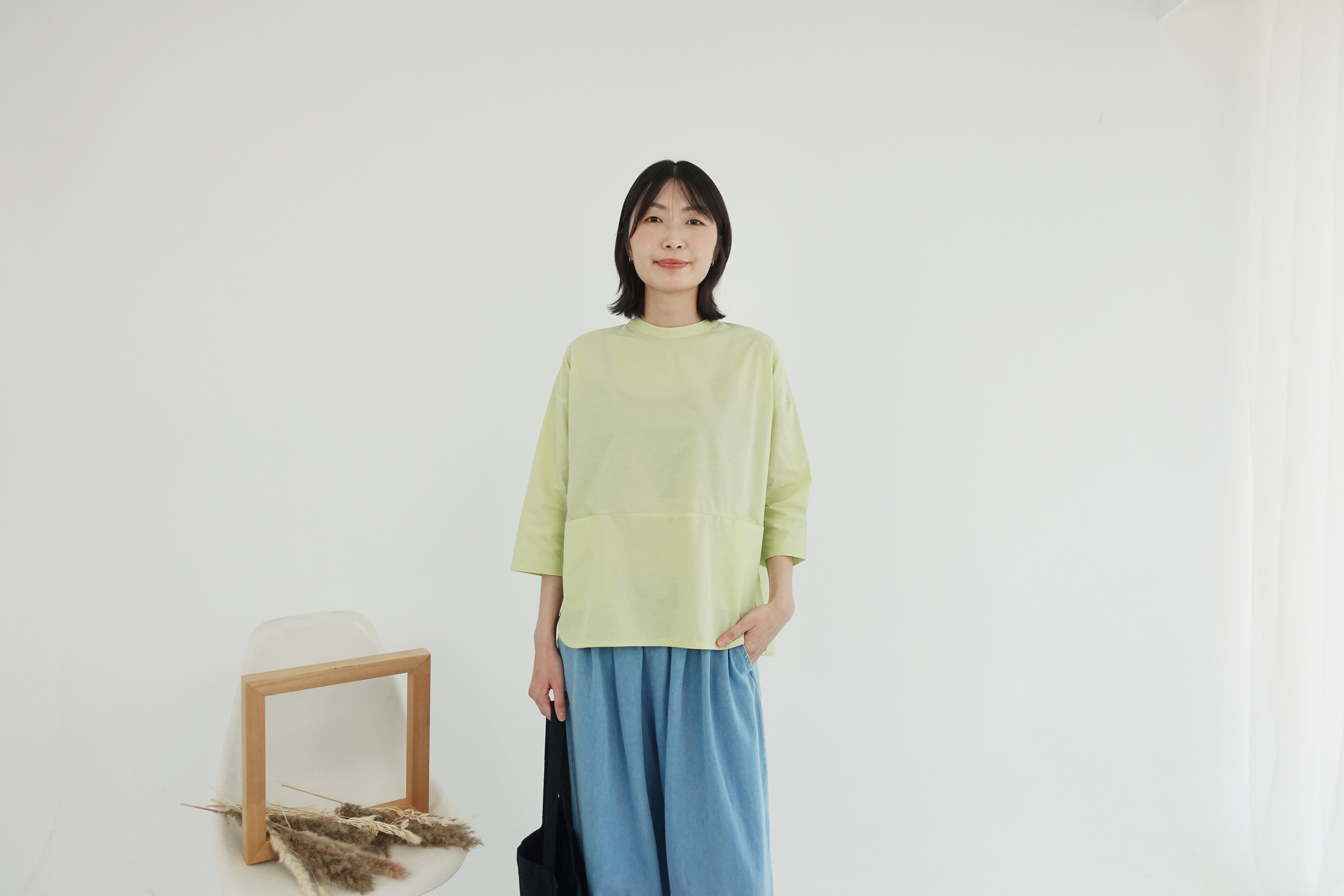 stand-collar-two-pocket-top