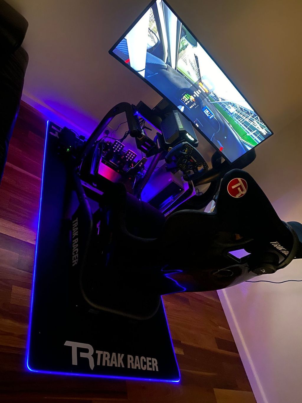 85ec4bc1-f69a-45b8-b2c7-7d77dd37ae35_large