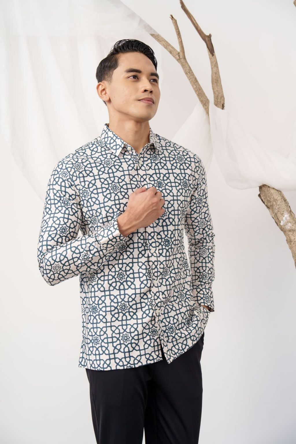 photo_6269566656686263596_y