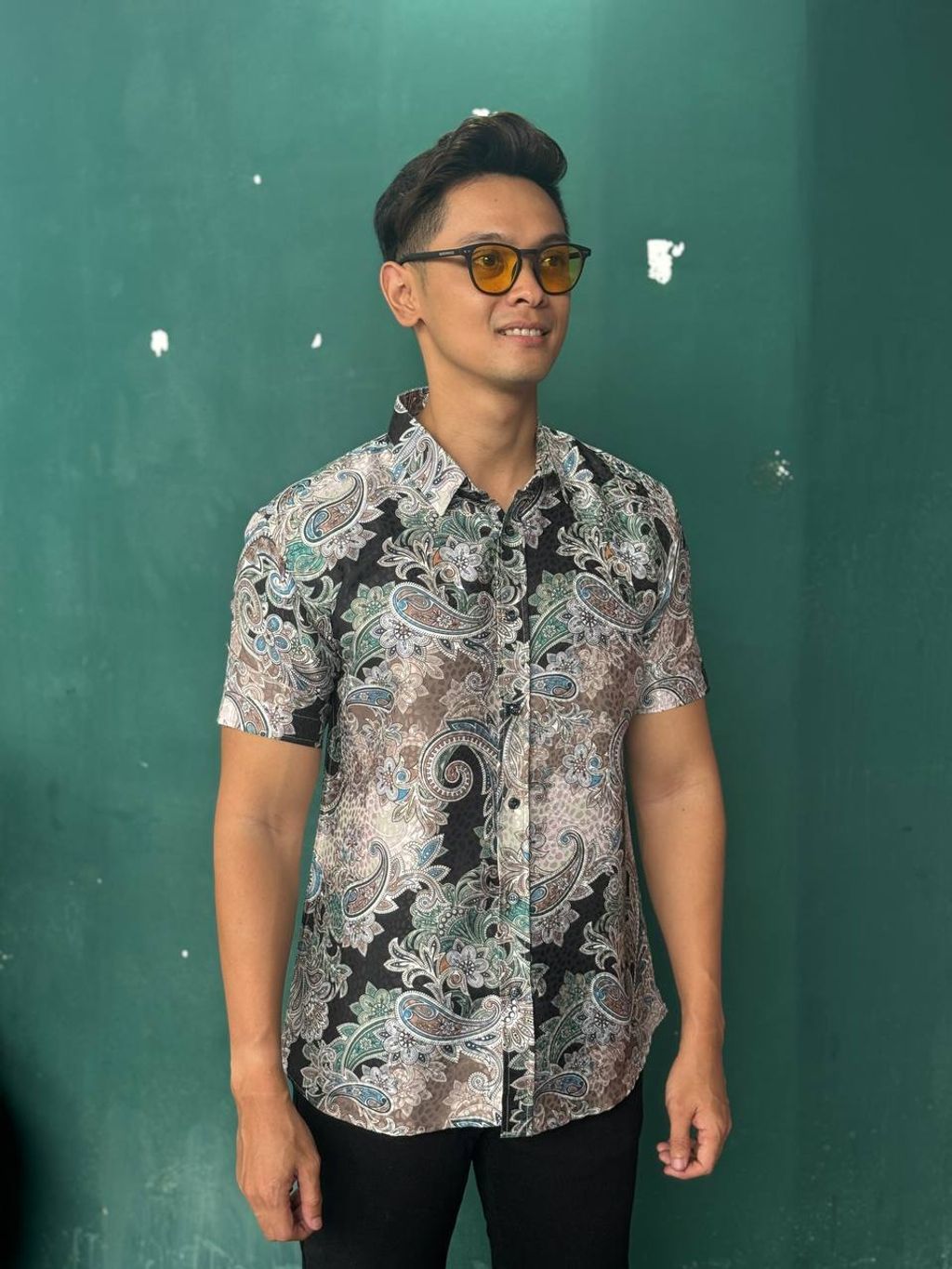 photo_6161423391668682750_y