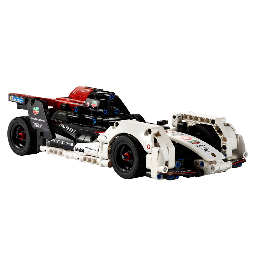 LEGO-42137-BRICKSMORE-02