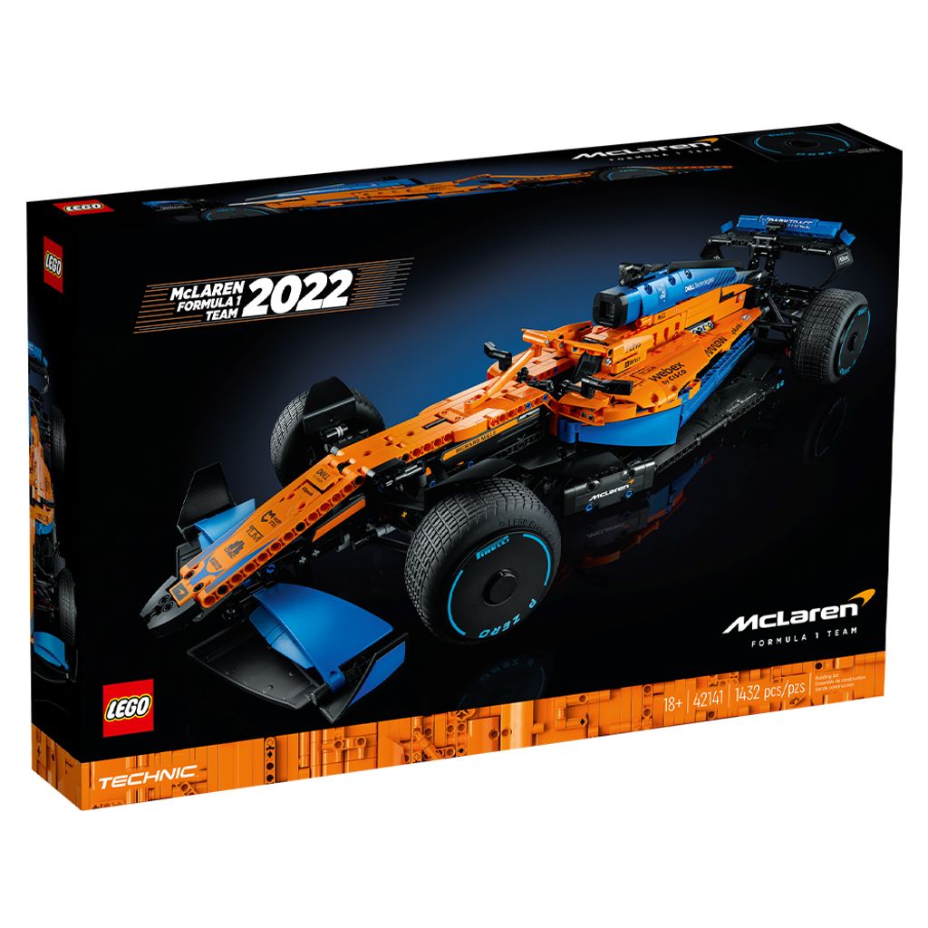 LEGO-42141-BRICKSMORE-01