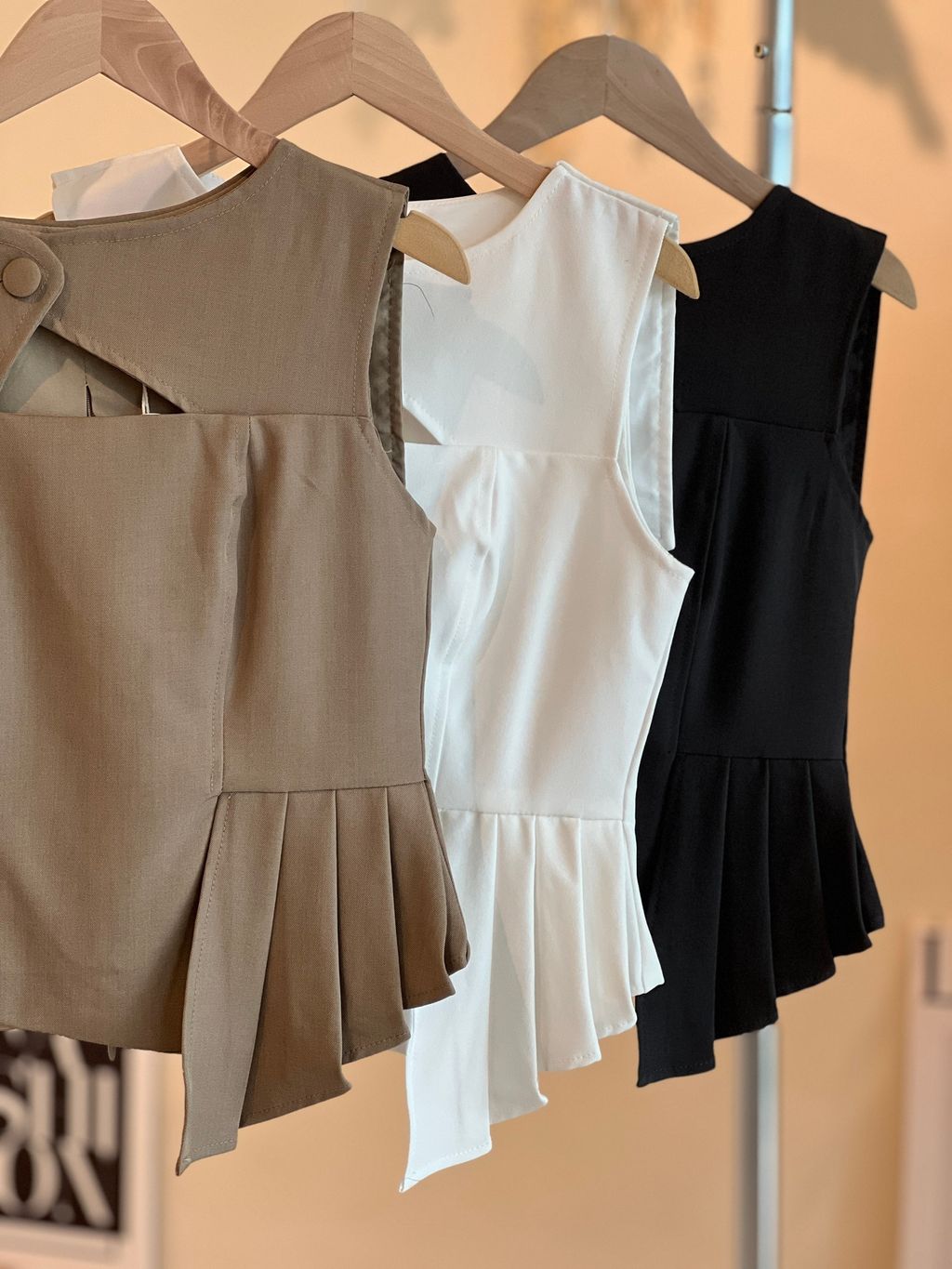 9FFE5349-E839-4D7F-B313-4BBCE912007A