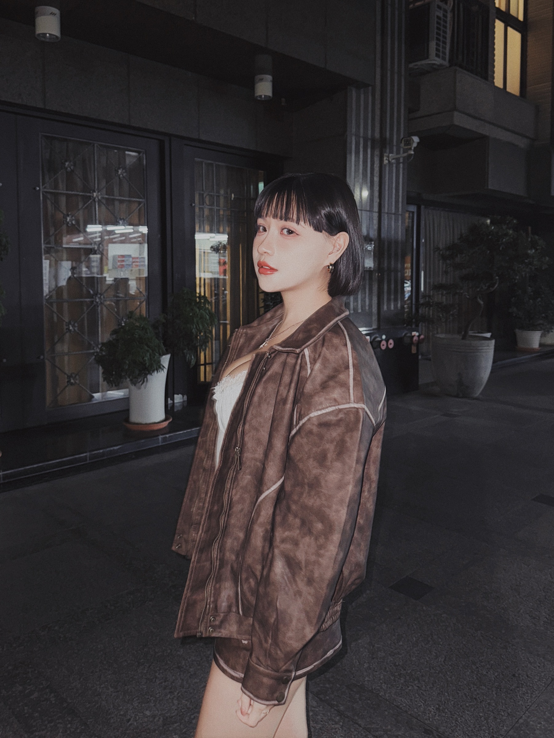 5D230EF8-4821-478B-B377-20255762A259