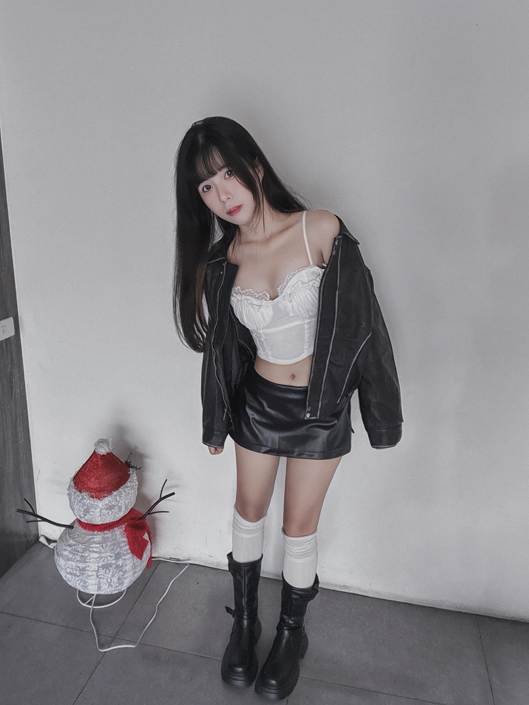 C7E8FFD8-EBDA-48AF-9DA2-4D56BA0D4052