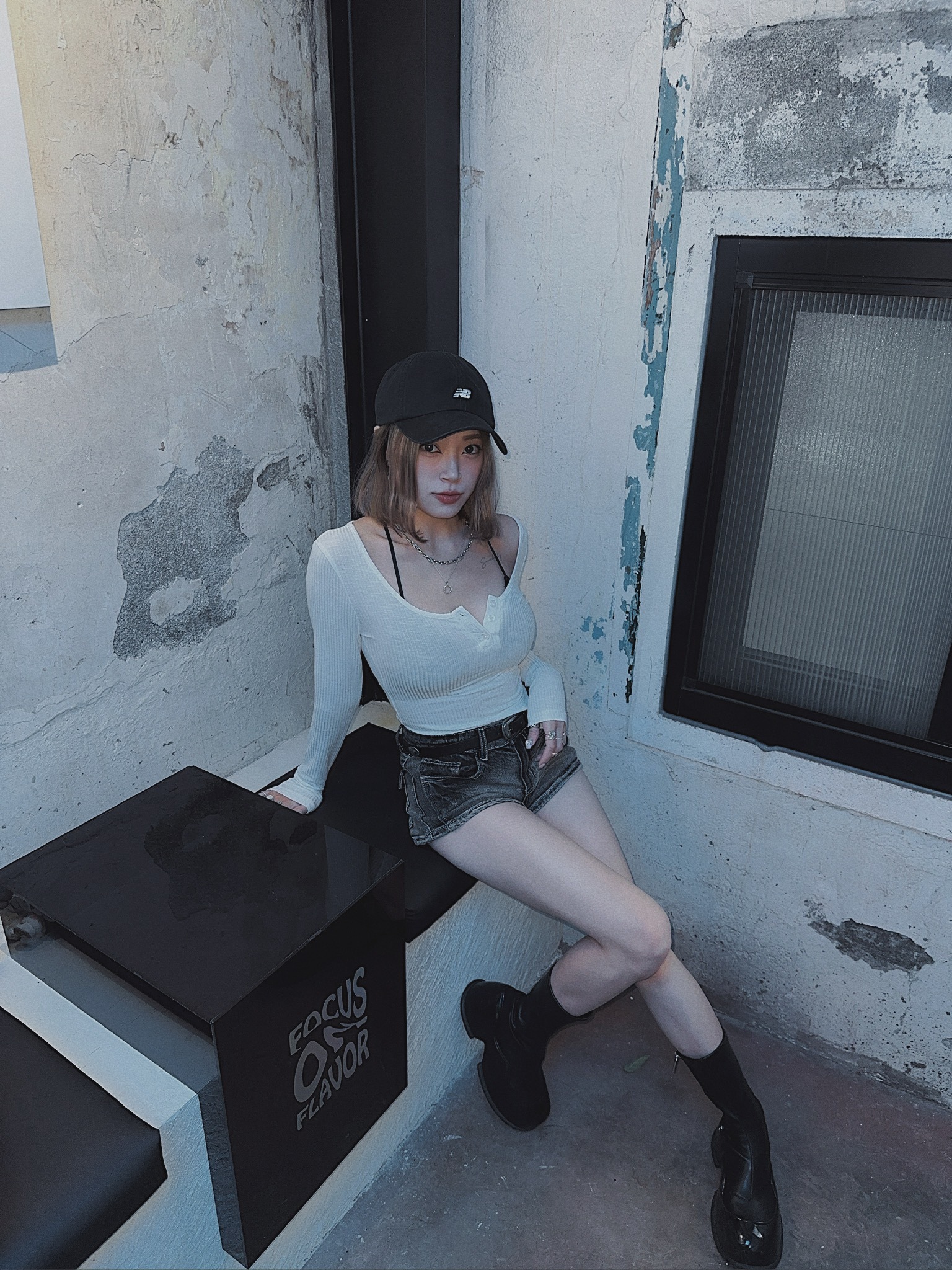 8F228474-9322-4D1B-BD4C-463CF4920D1F