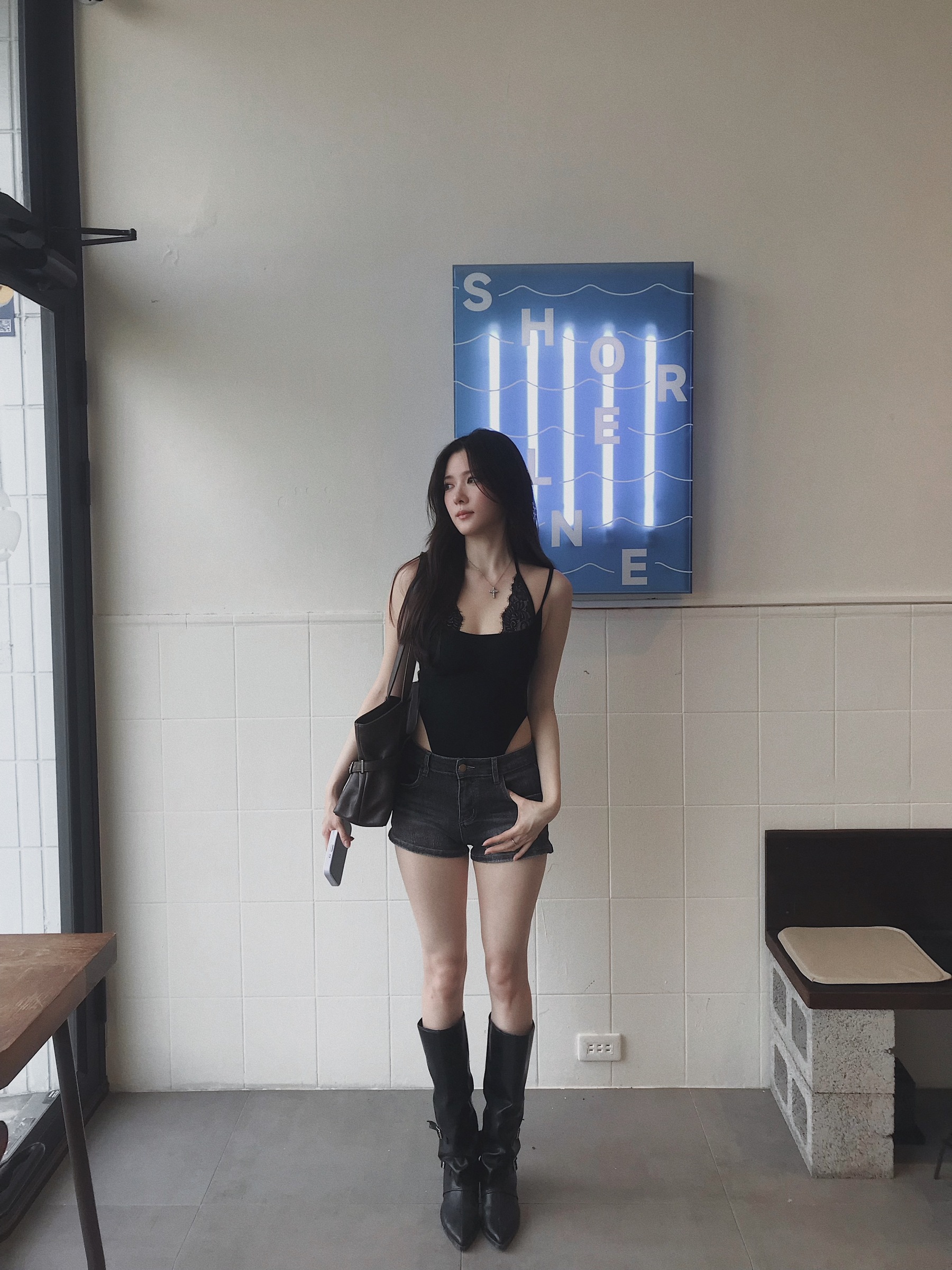 64CA0A16-6185-41EB-8C90-9DB7AEA6A759