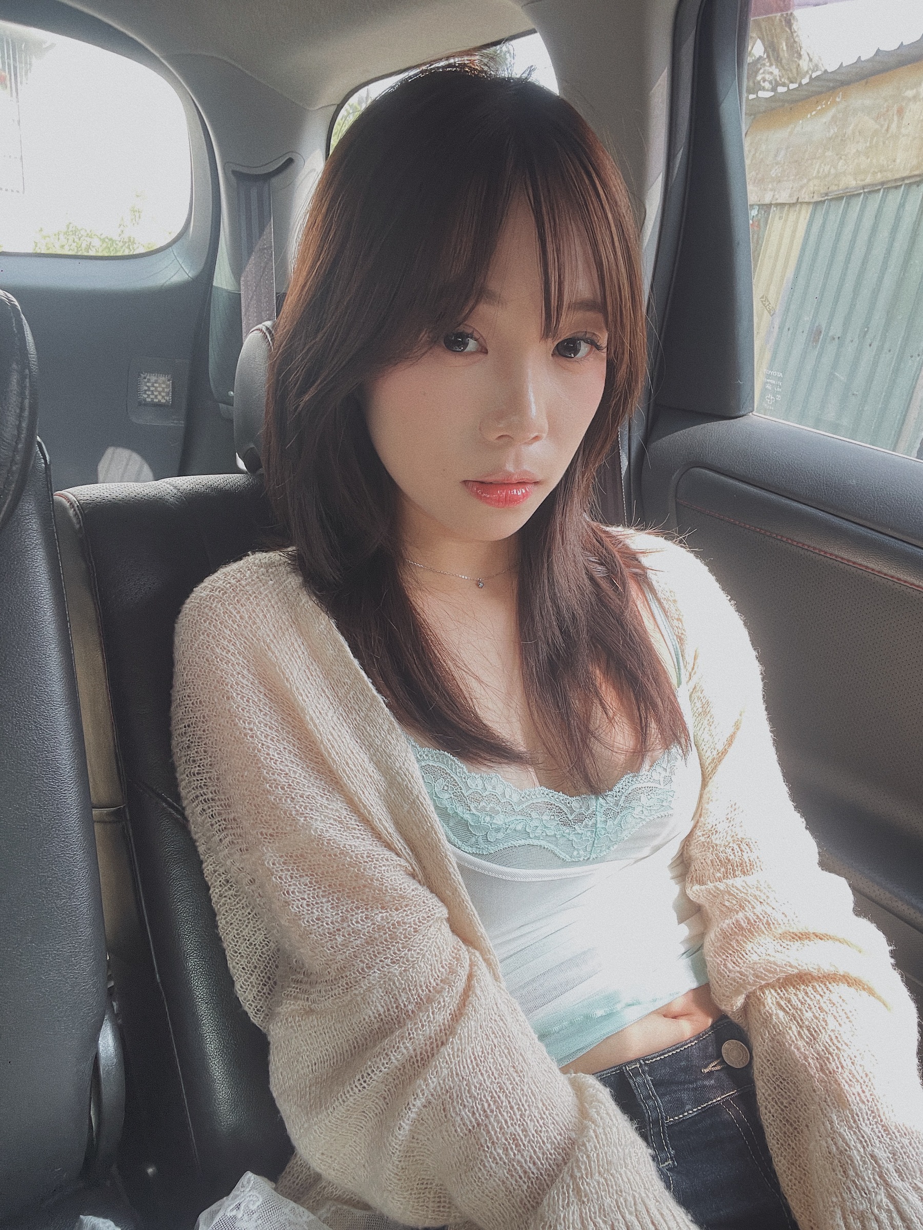 EBE52854-BF57-41AA-8A7B-44CDDD5F06AE