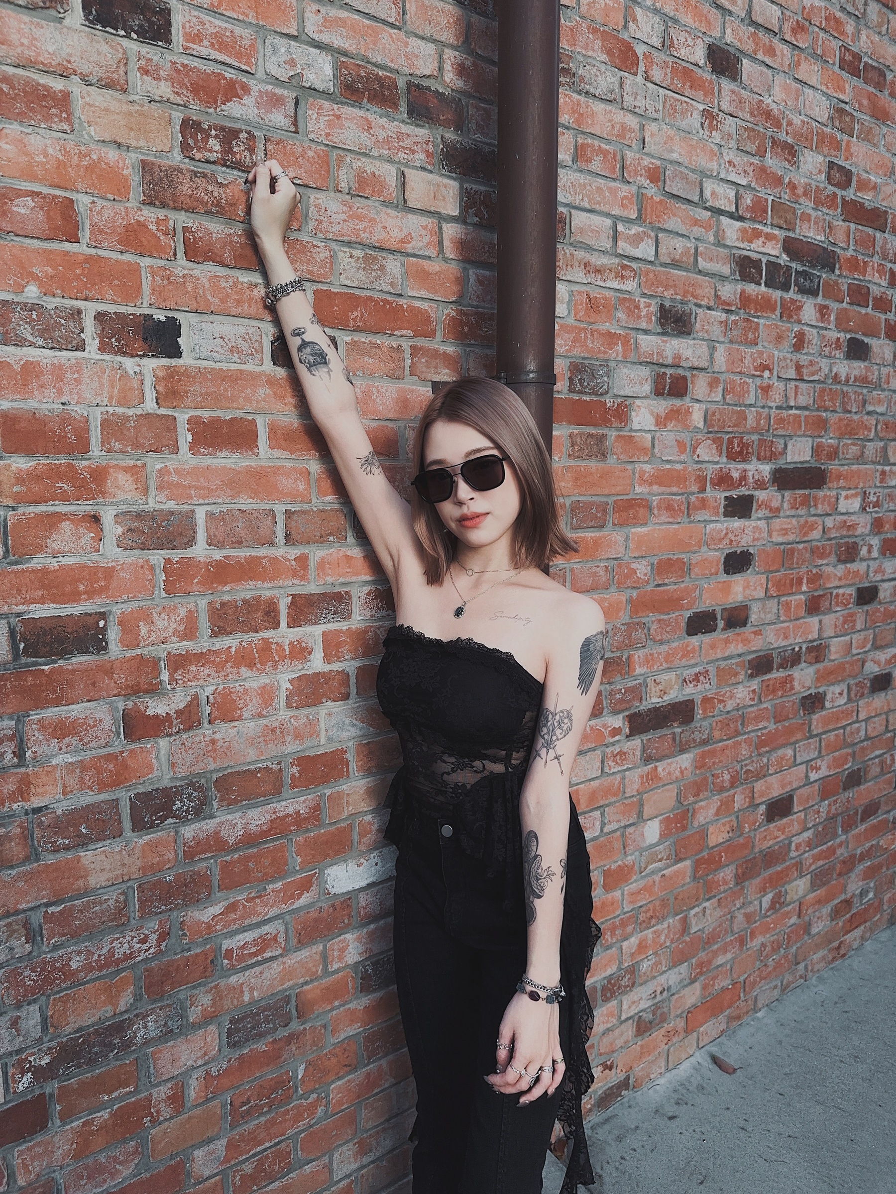 7BC68B7E-50DA-44E7-B021-7A872A274085