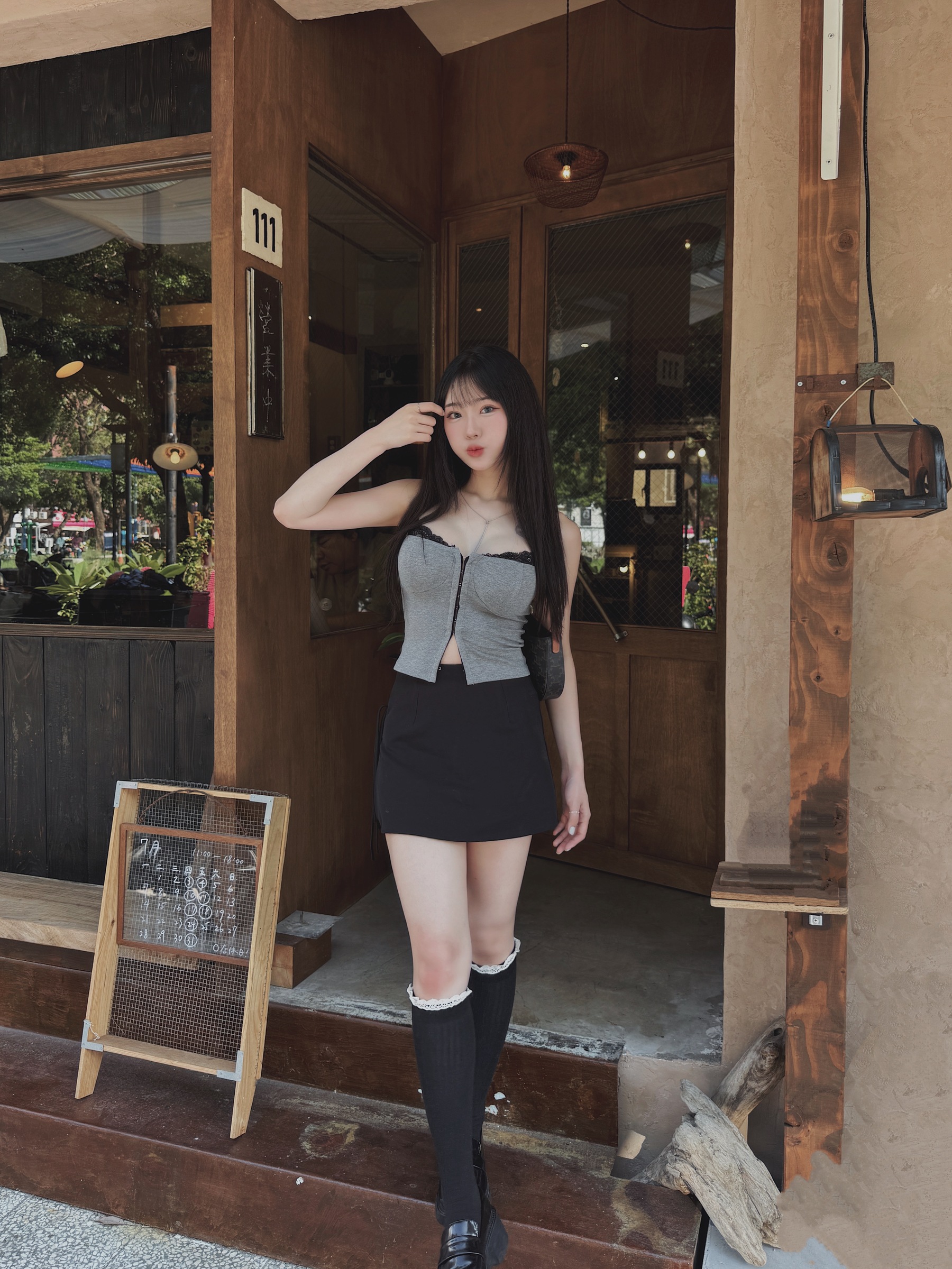 4584CBA2-04CF-41C6-8ECF-B21472433557